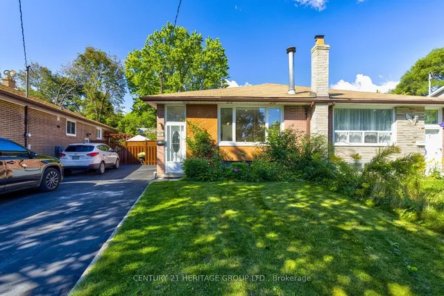 117 Marbury Cres, Toronto 5