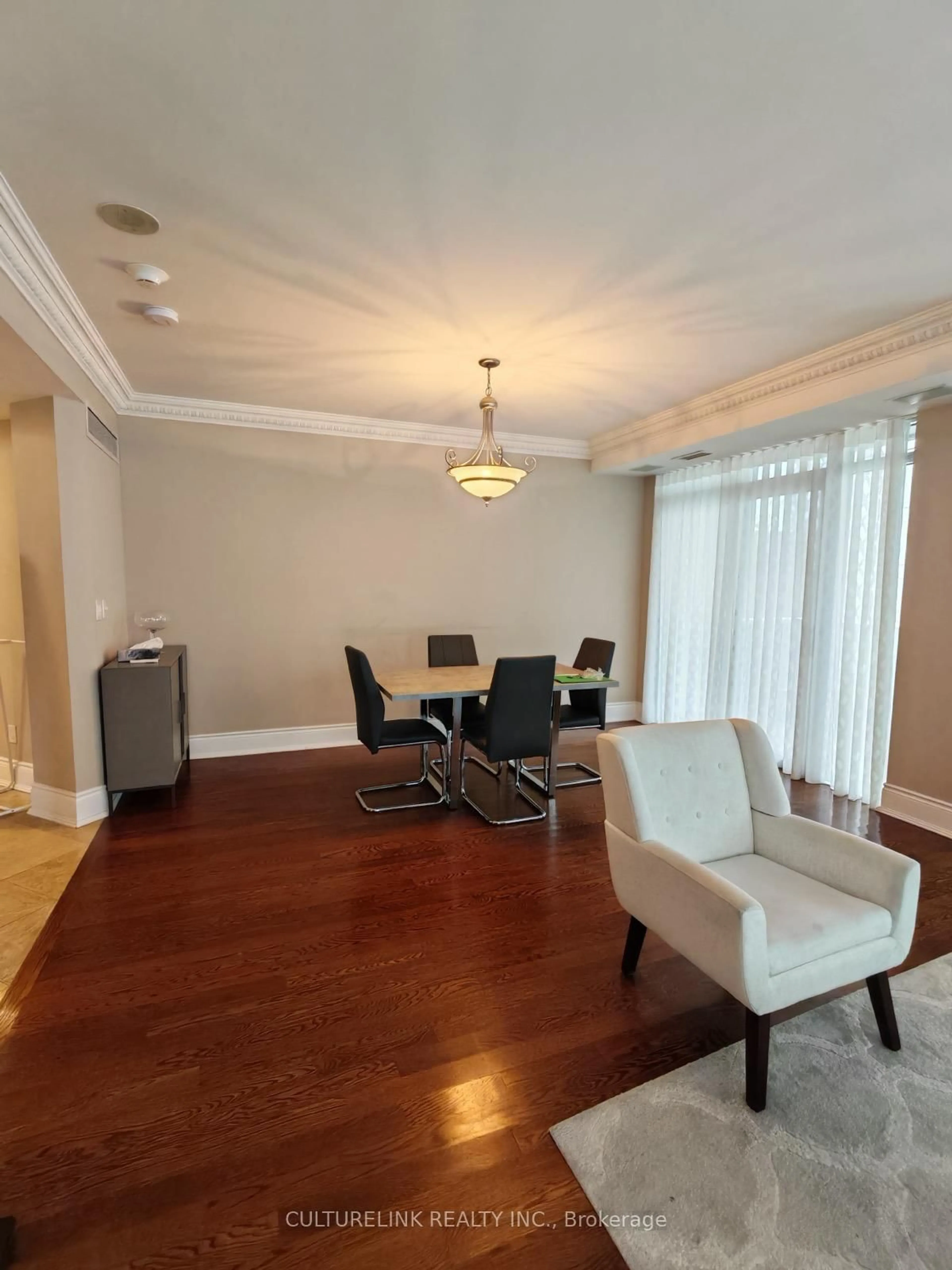 Unknown for 10 Bellair St #902, Toronto Ontario M5R 3T8
