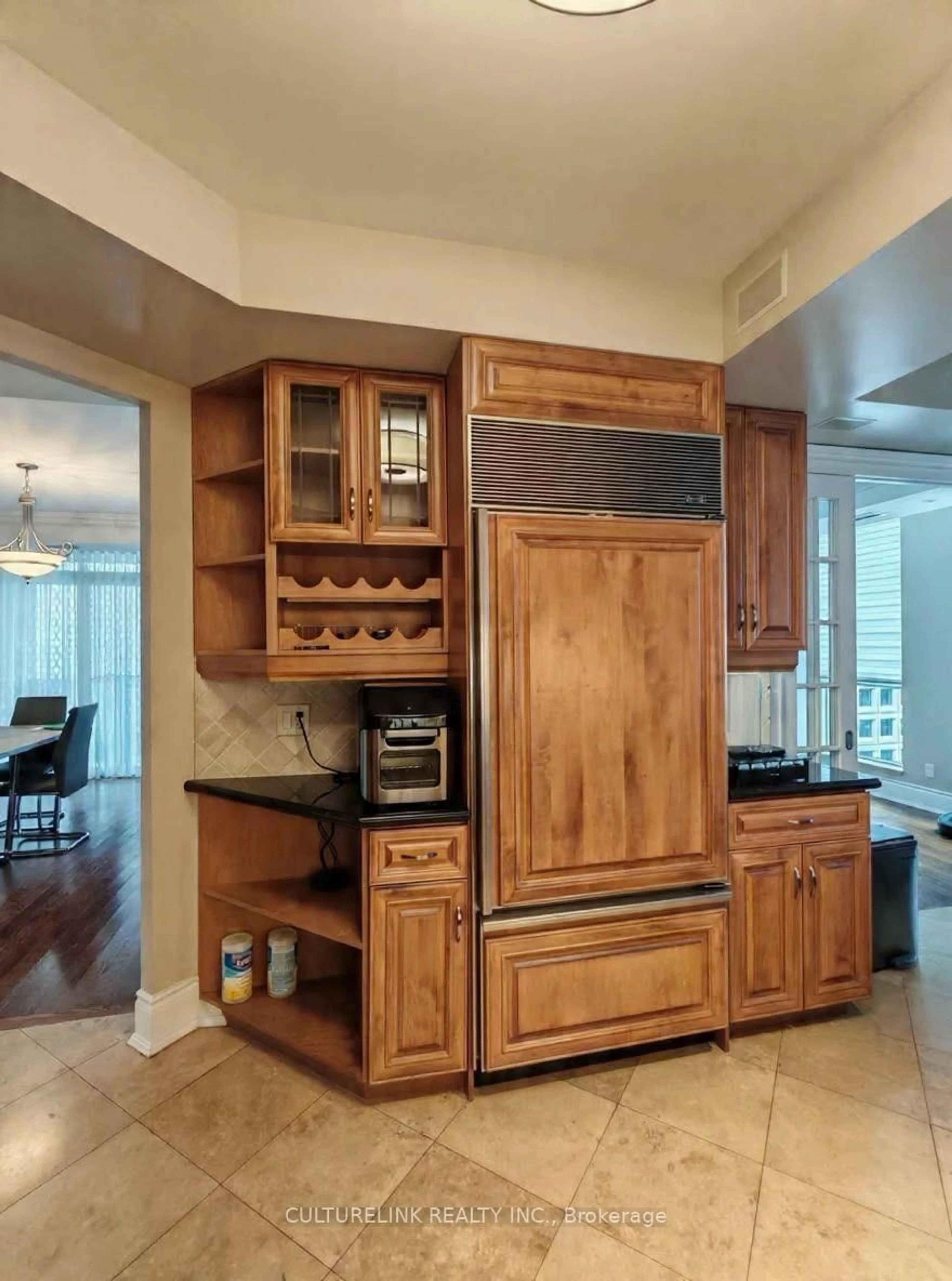 Unknown for 10 Bellair St #902, Toronto Ontario M5R 3T8