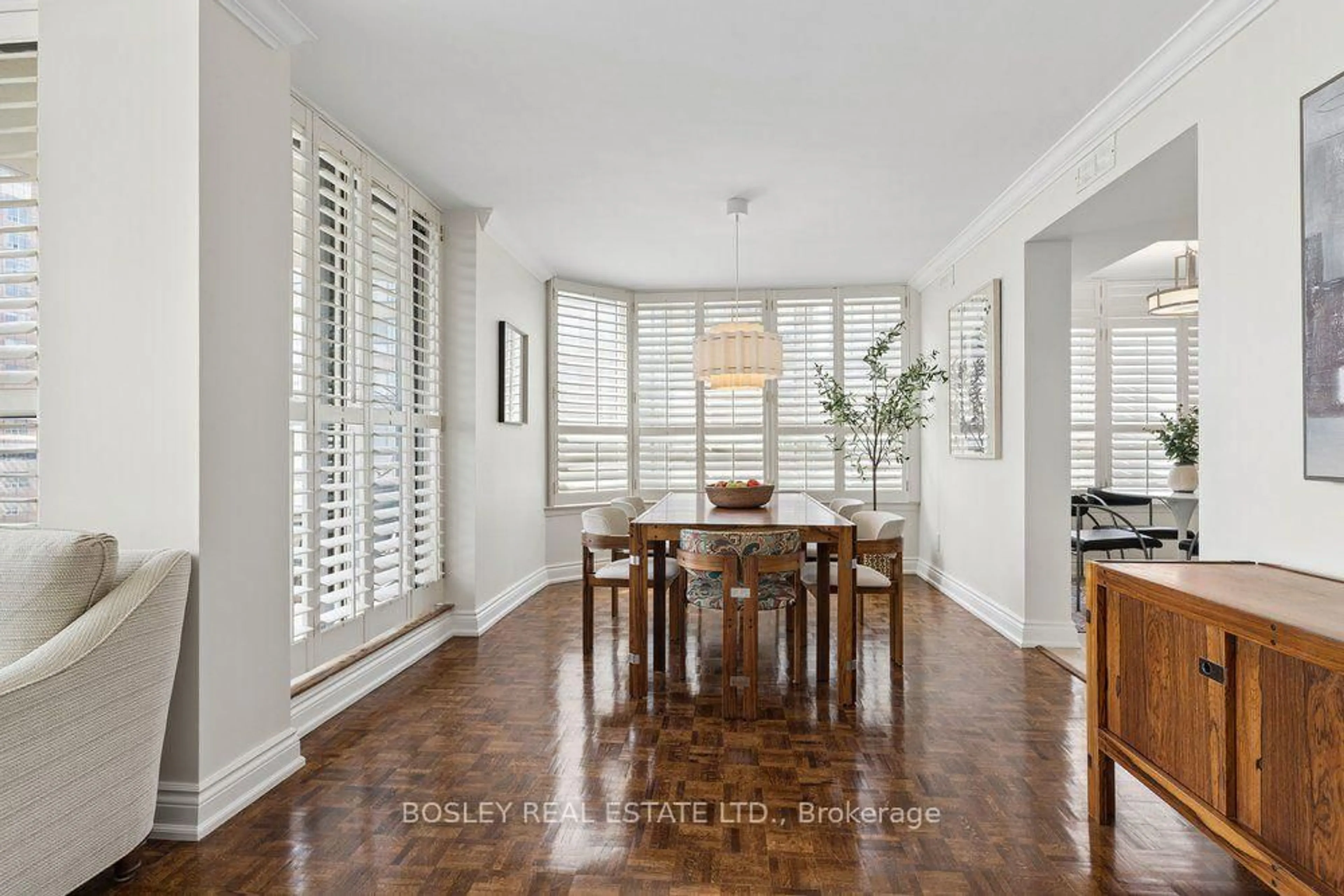 Dining room, wood/laminate floor for 268 Ridley Blvd #915, Toronto Ontario M5M 4N3