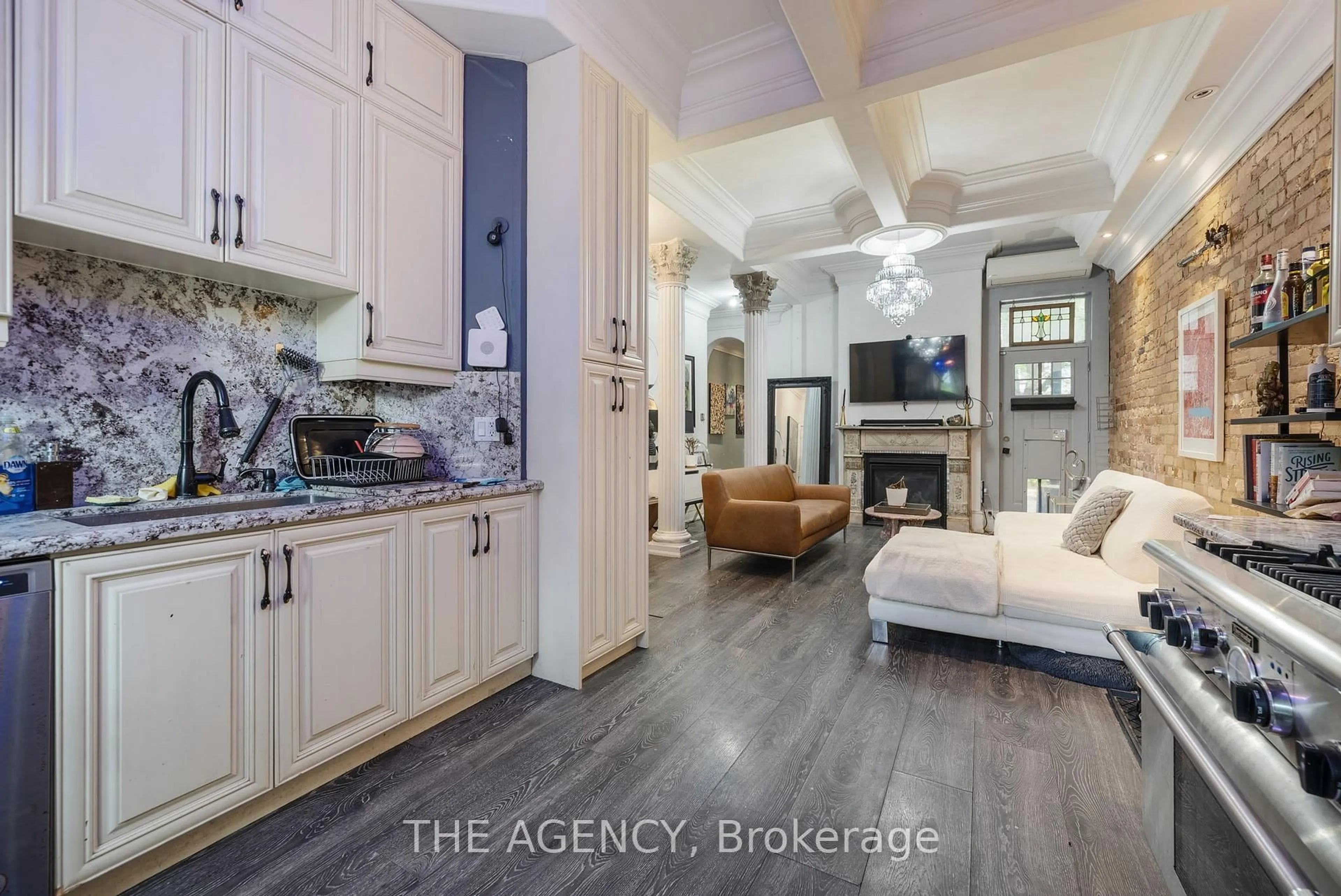 Open concept kitchen, ceramic/tile floor for 31 Rose Ave, Toronto Ontario M4X 1N7