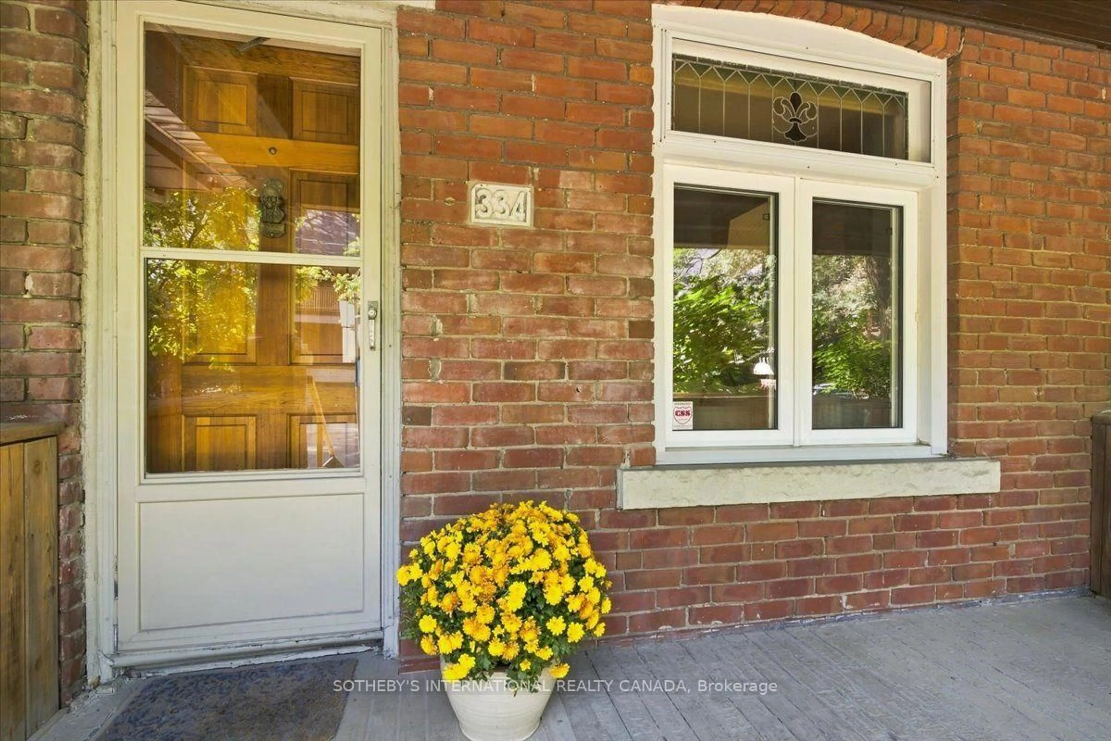 Unknown for 334 Albany Ave, Toronto Ontario M5R 3C9