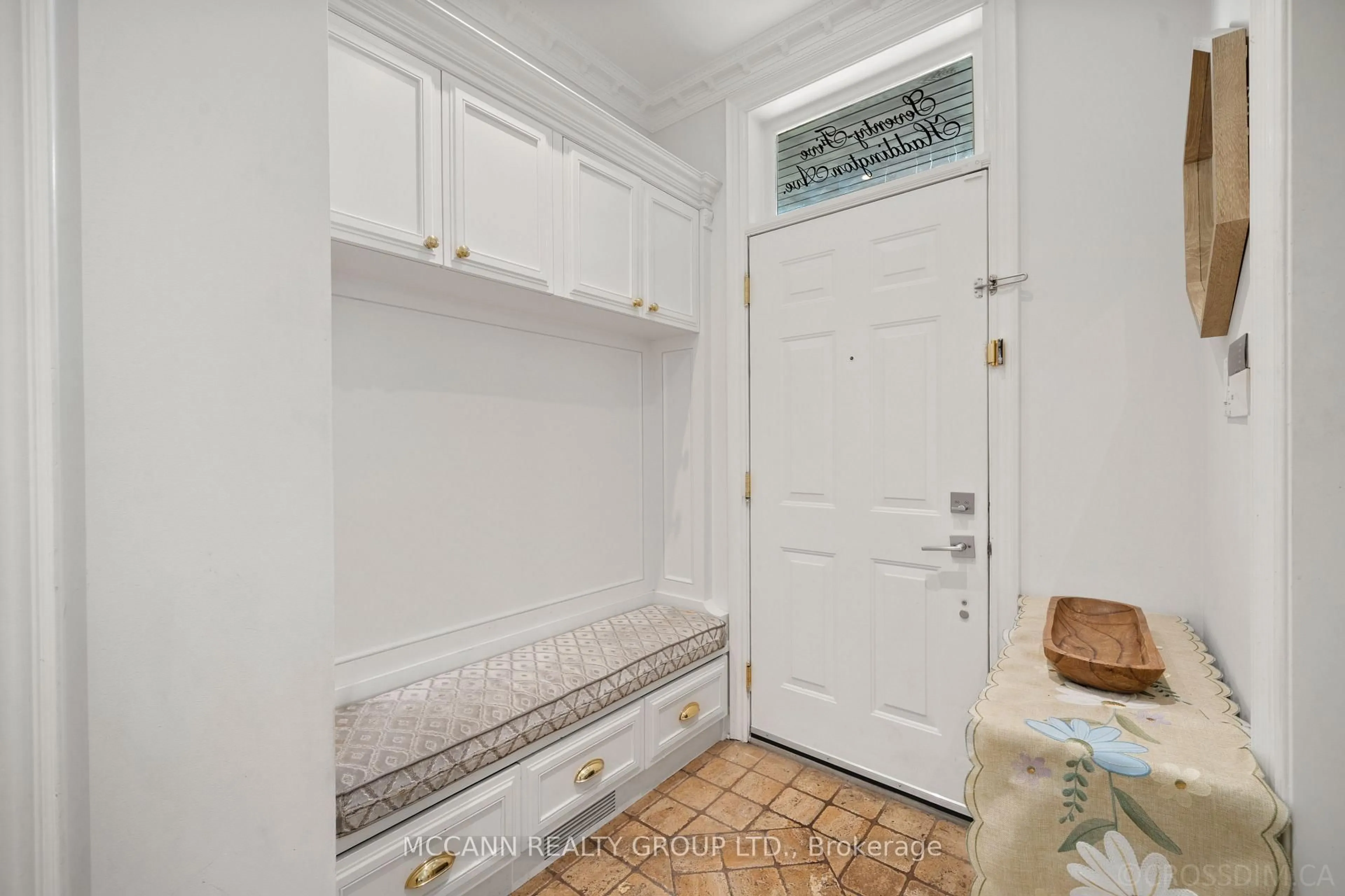 Indoor entryway for 75 Haddington Ave, Toronto Ontario M5M 2P2