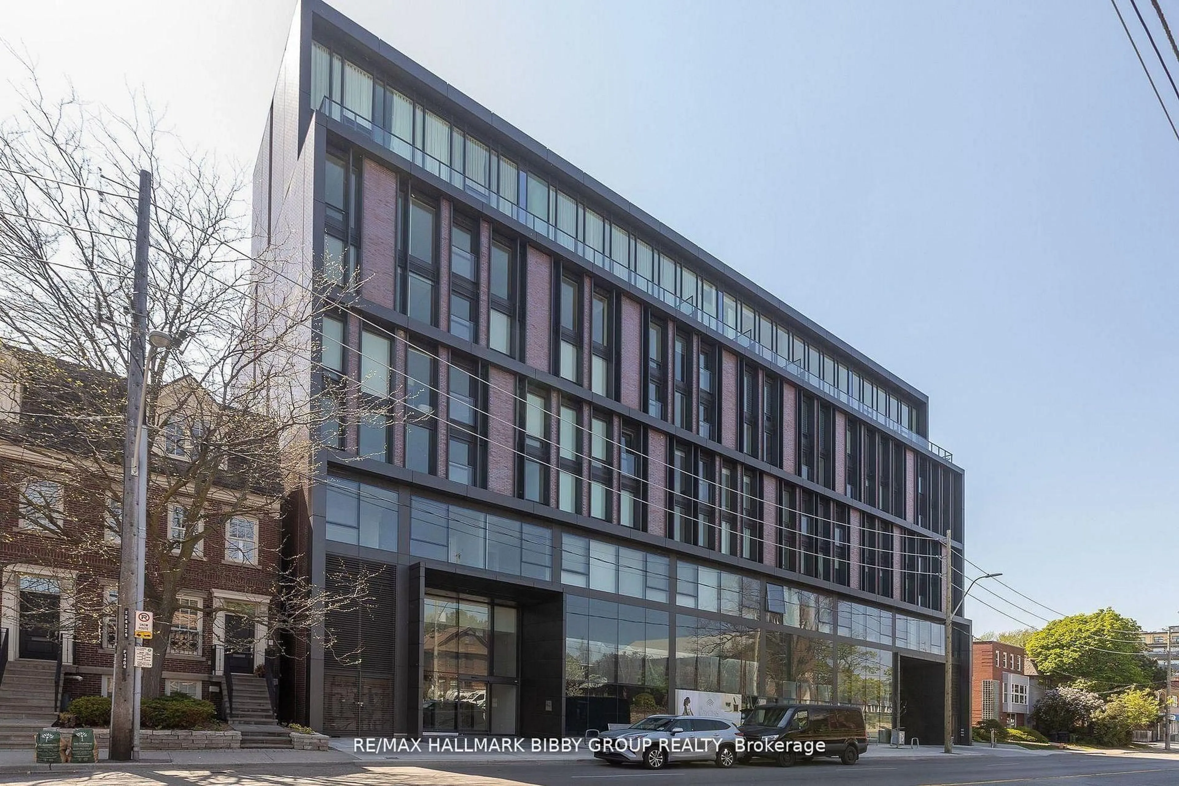 Indoor foyer for 1414 Bayview Ave #409, Toronto Ontario M4G 3A7
