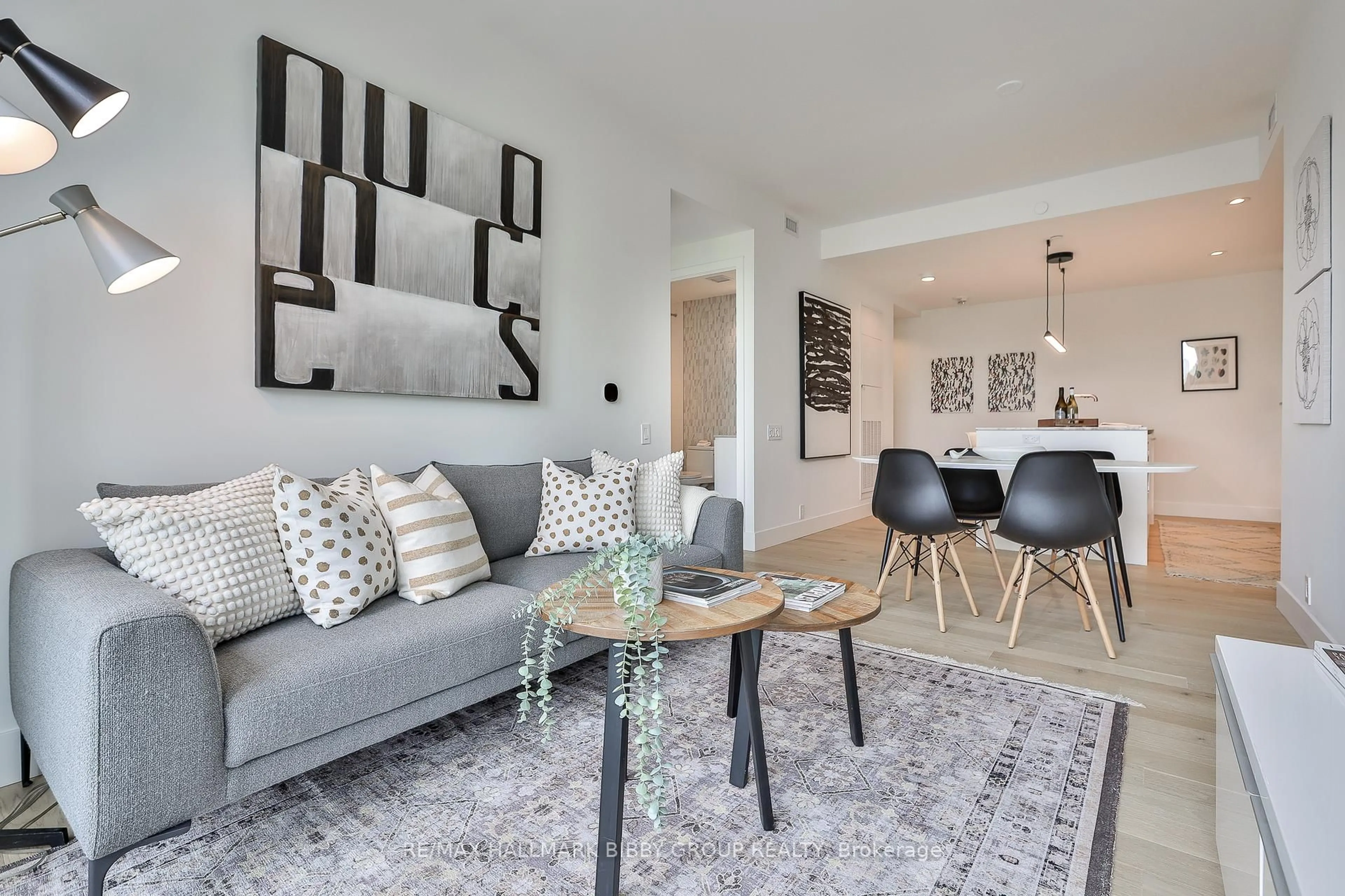 Living room with furniture, unknown for 1414 Bayview Ave #409, Toronto Ontario M4G 3A7