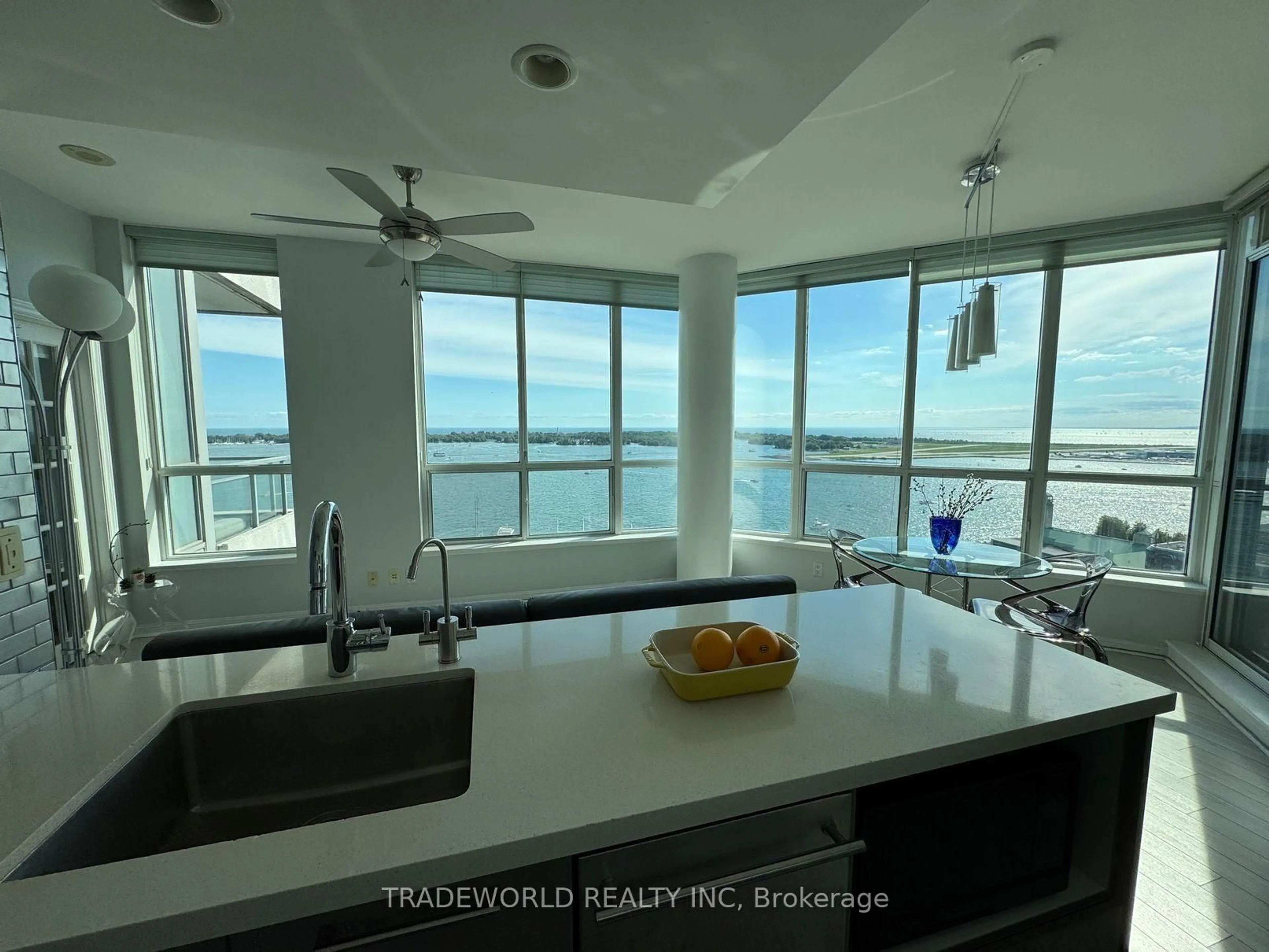 Open concept kitchen, ceramic/tile floor for 228 Queens Quay #2308, Toronto Ontario M5J 2X1