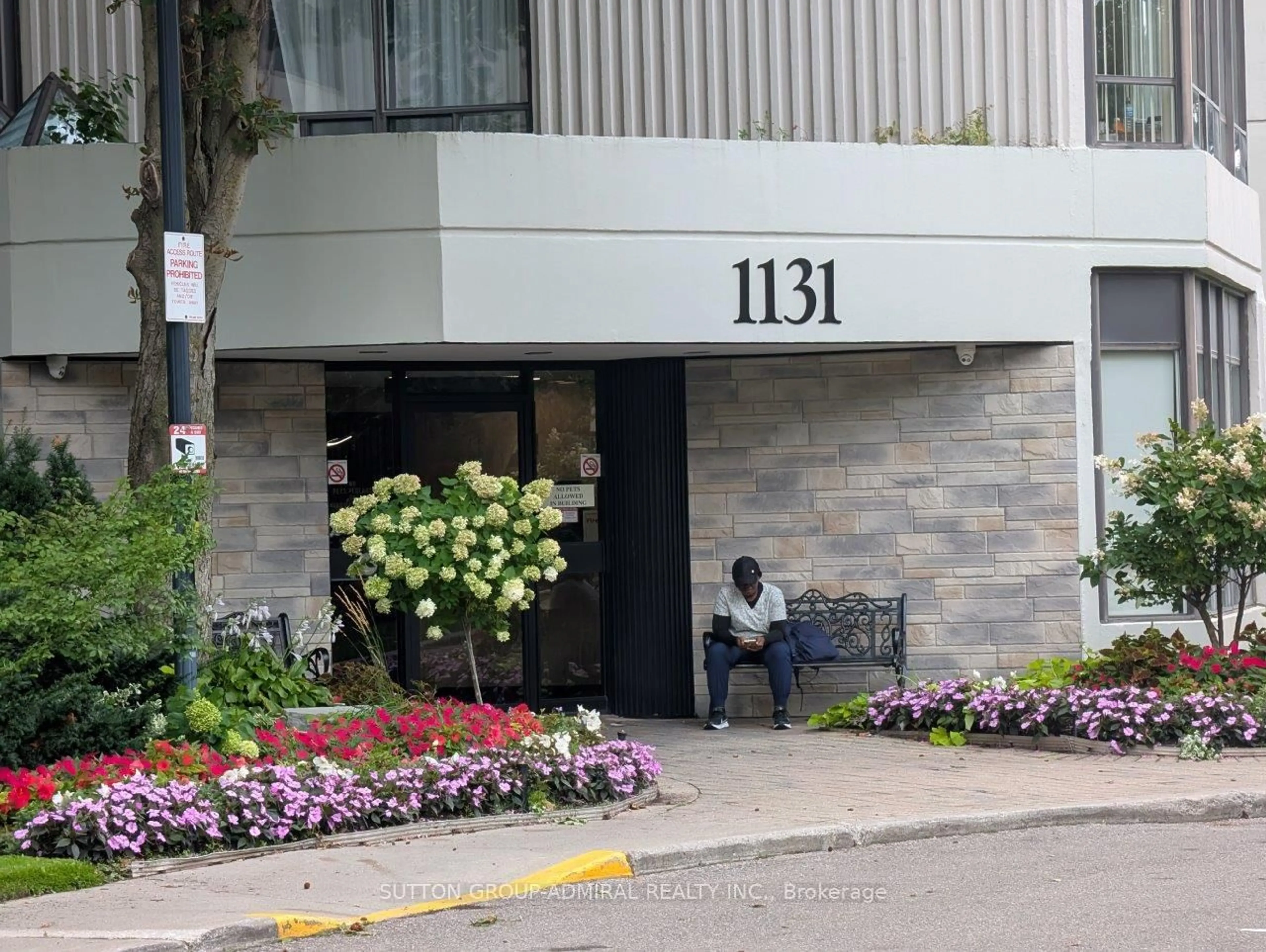 Unknown for 1131 Steeles Ave #1504, Toronto Ontario M2R 3W8
