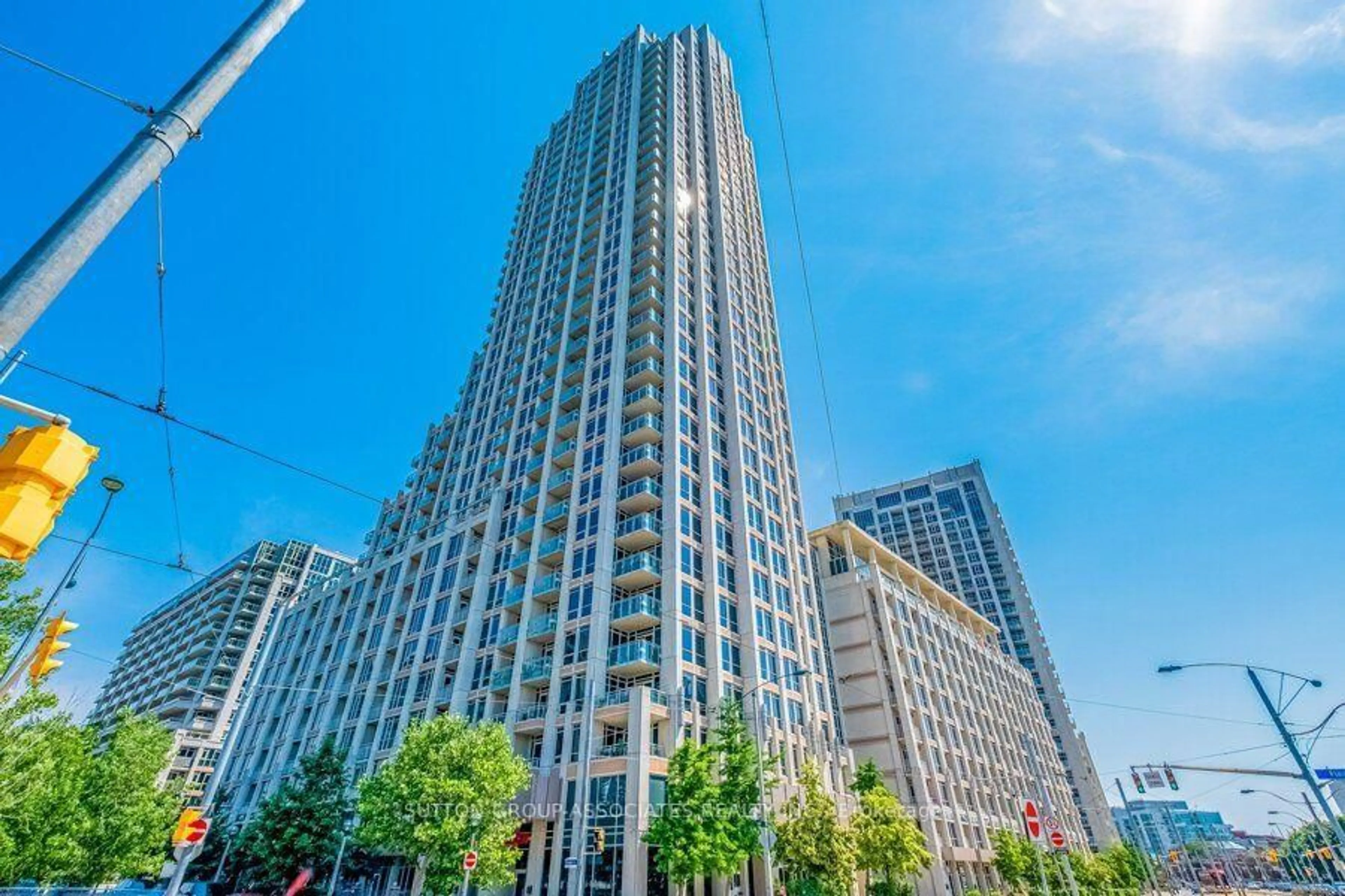 Unknown for 628 Fleet St #1603, Toronto Ontario M5V 1A8
