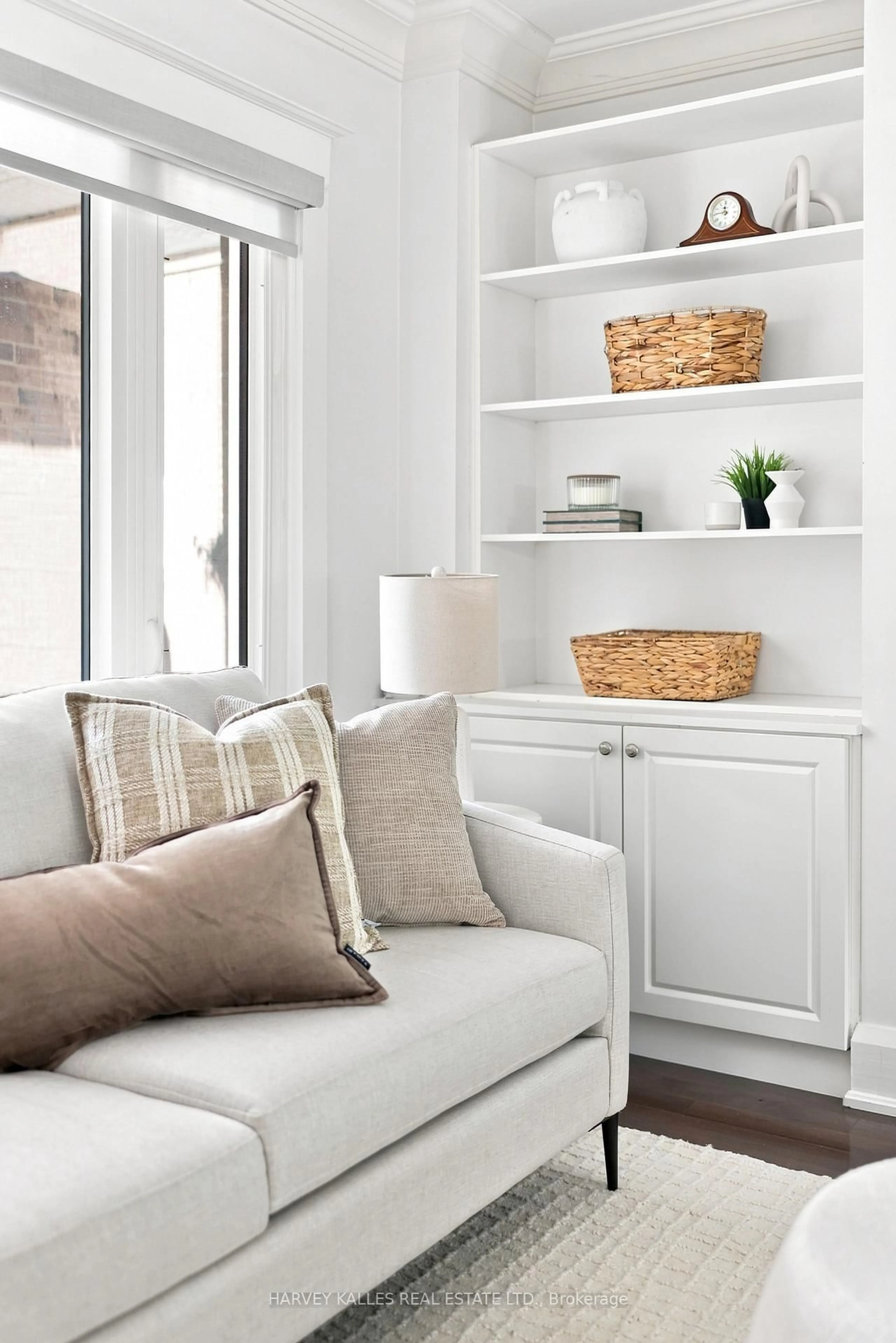 Living room with furniture, wood/laminate floor for 143 Forman Ave, Toronto Ontario M4S 2R9