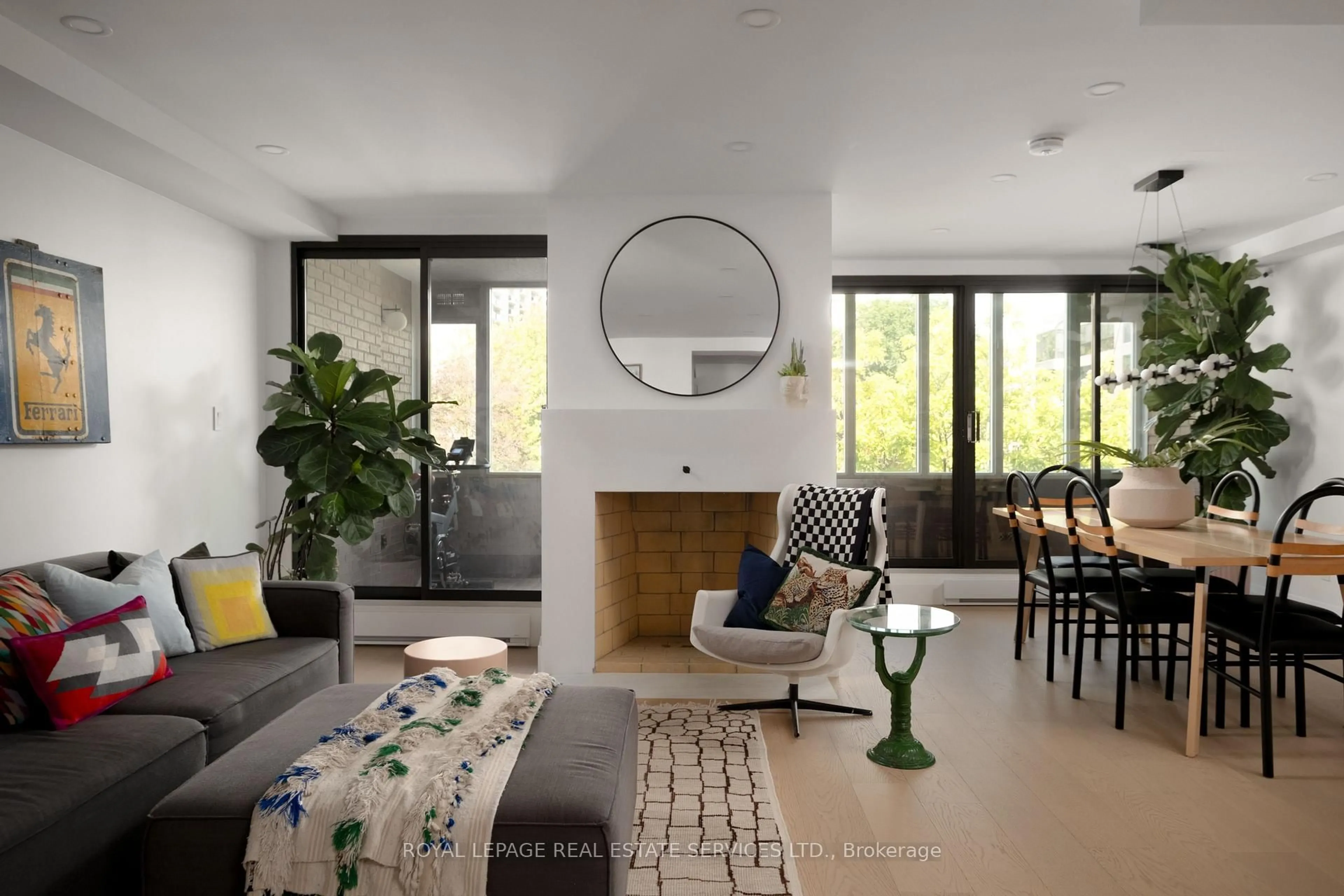 Living room with furniture, unknown for 349 St. Clair Ave #402, Toronto Ontario M5P 1N3