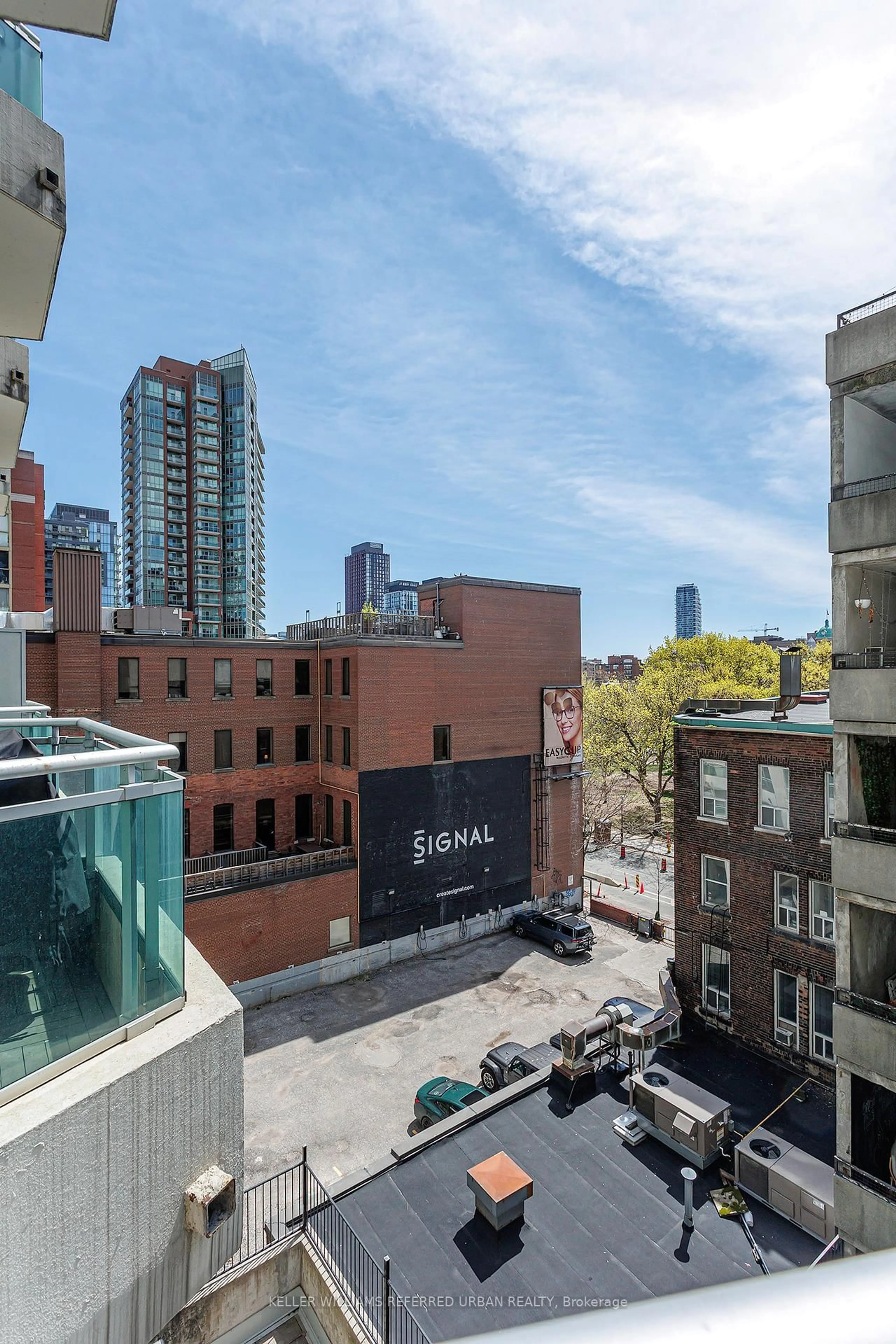 A pic from outside/outdoor area/front of a property/back of a property/a pic from drone, city buildings view from balcony for 77 Lombard St #514, Toronto Ontario M5C 3E1