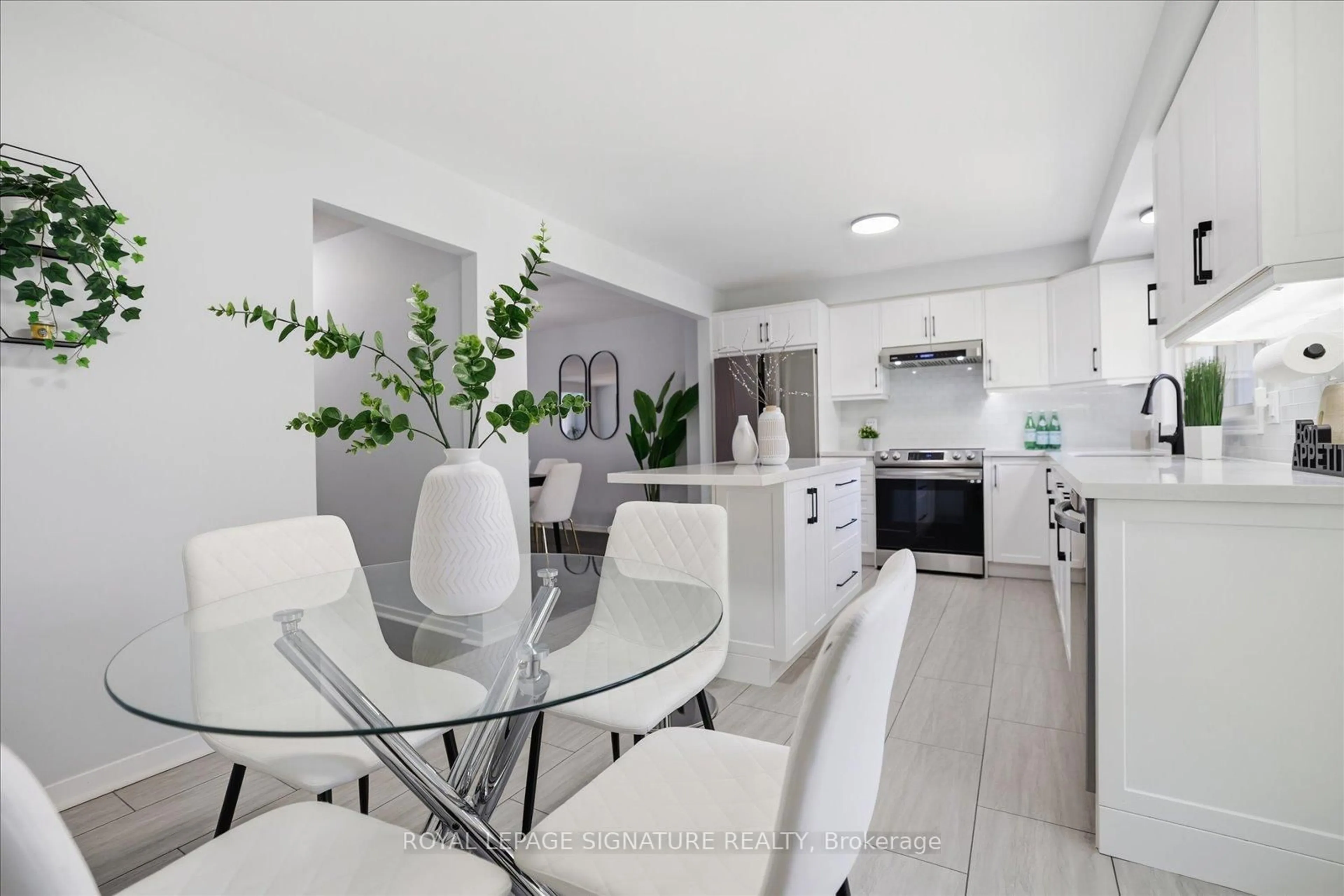 Contemporary kitchen, ceramic/tile floor for 22 Snapdragon Dr, Toronto Ontario M2J 4X6