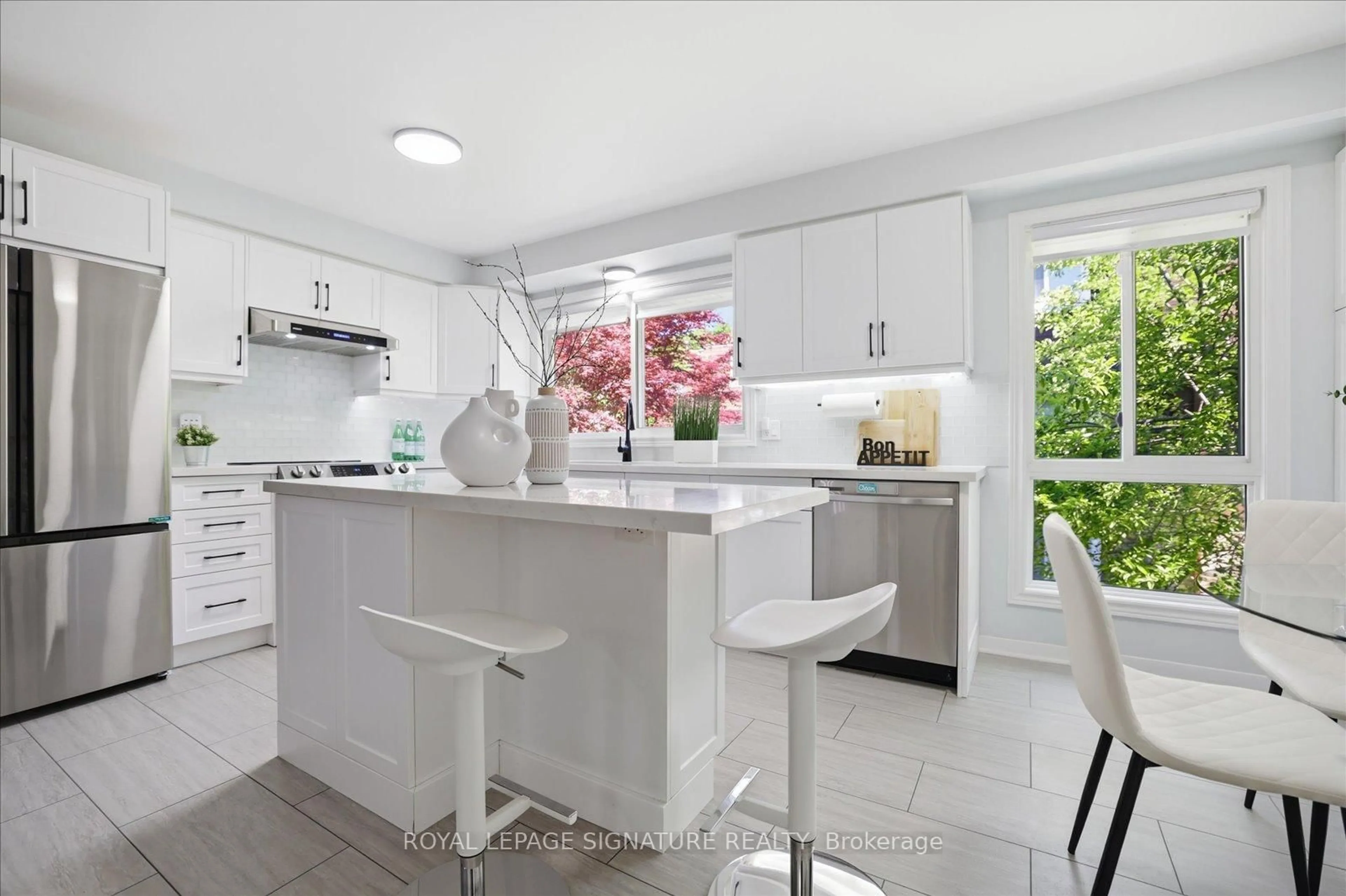 Contemporary kitchen, ceramic/tile floor for 22 Snapdragon Dr, Toronto Ontario M2J 4X6
