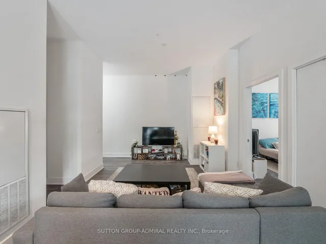 188 Fairview Mall Dr #101, Toronto 5