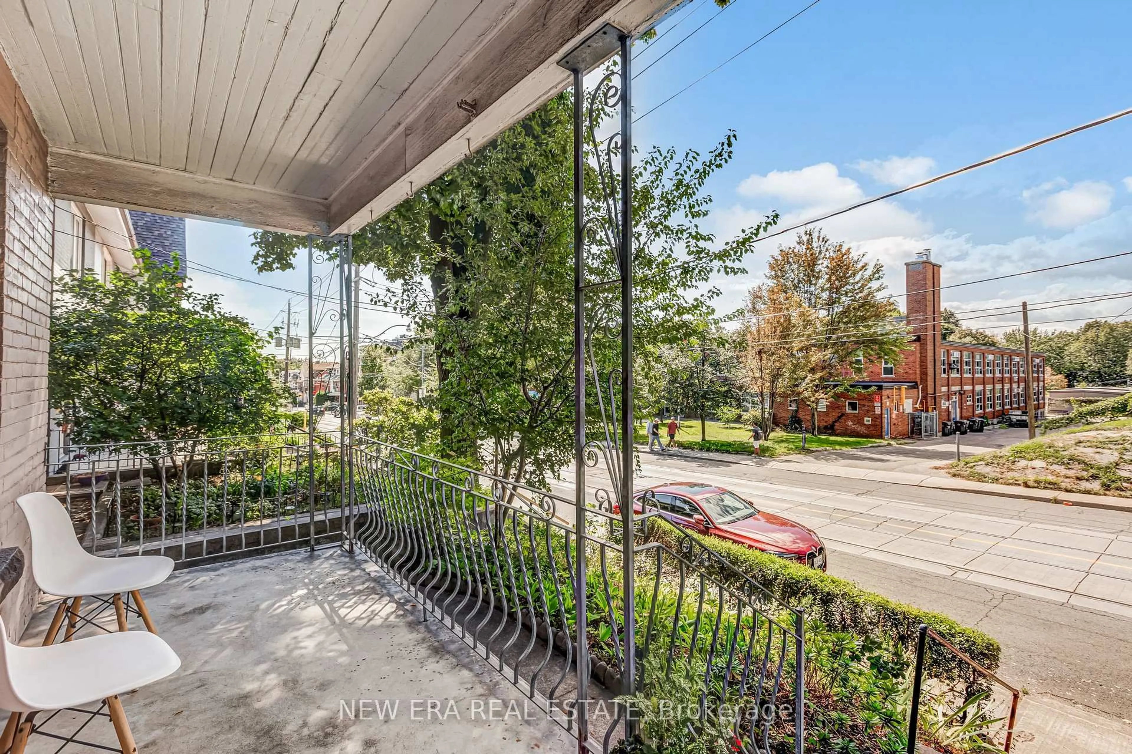 Patio, city buildings view from balcony for 393 Ossington Ave, Toronto Ontario M6J 3A6