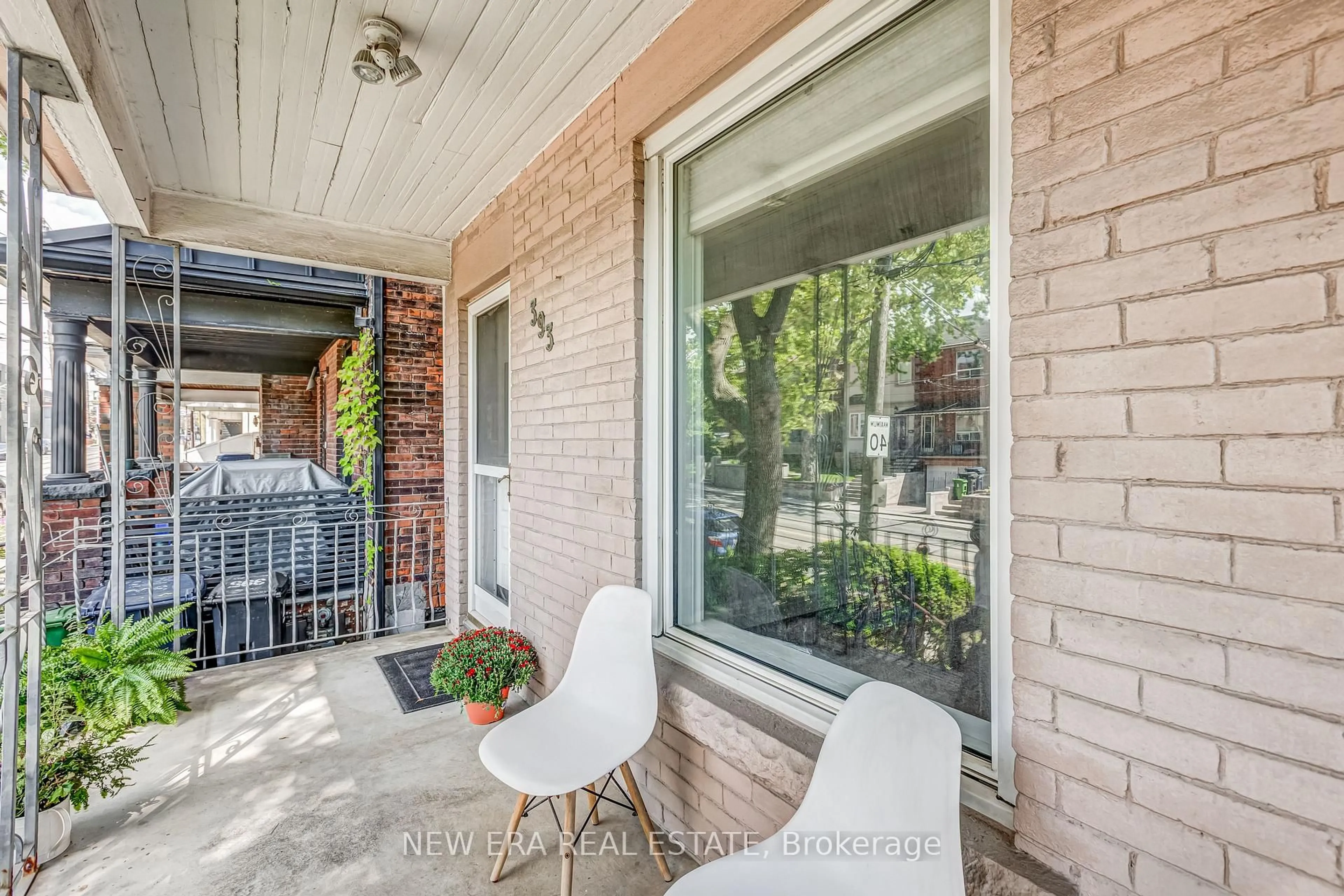Home with brick exterior material, street for 393 Ossington Ave, Toronto Ontario M6J 3A6