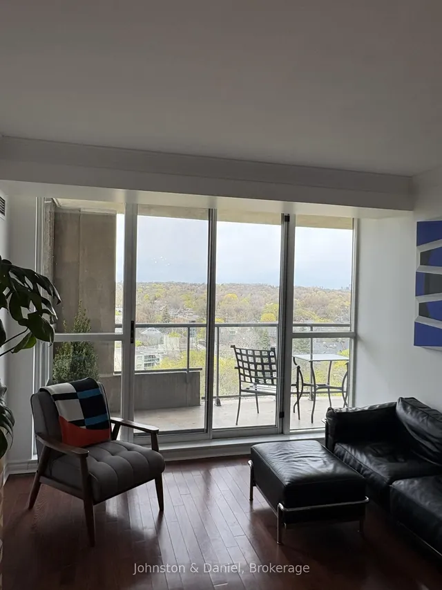 388 Bloor St #1605, Toronto 2