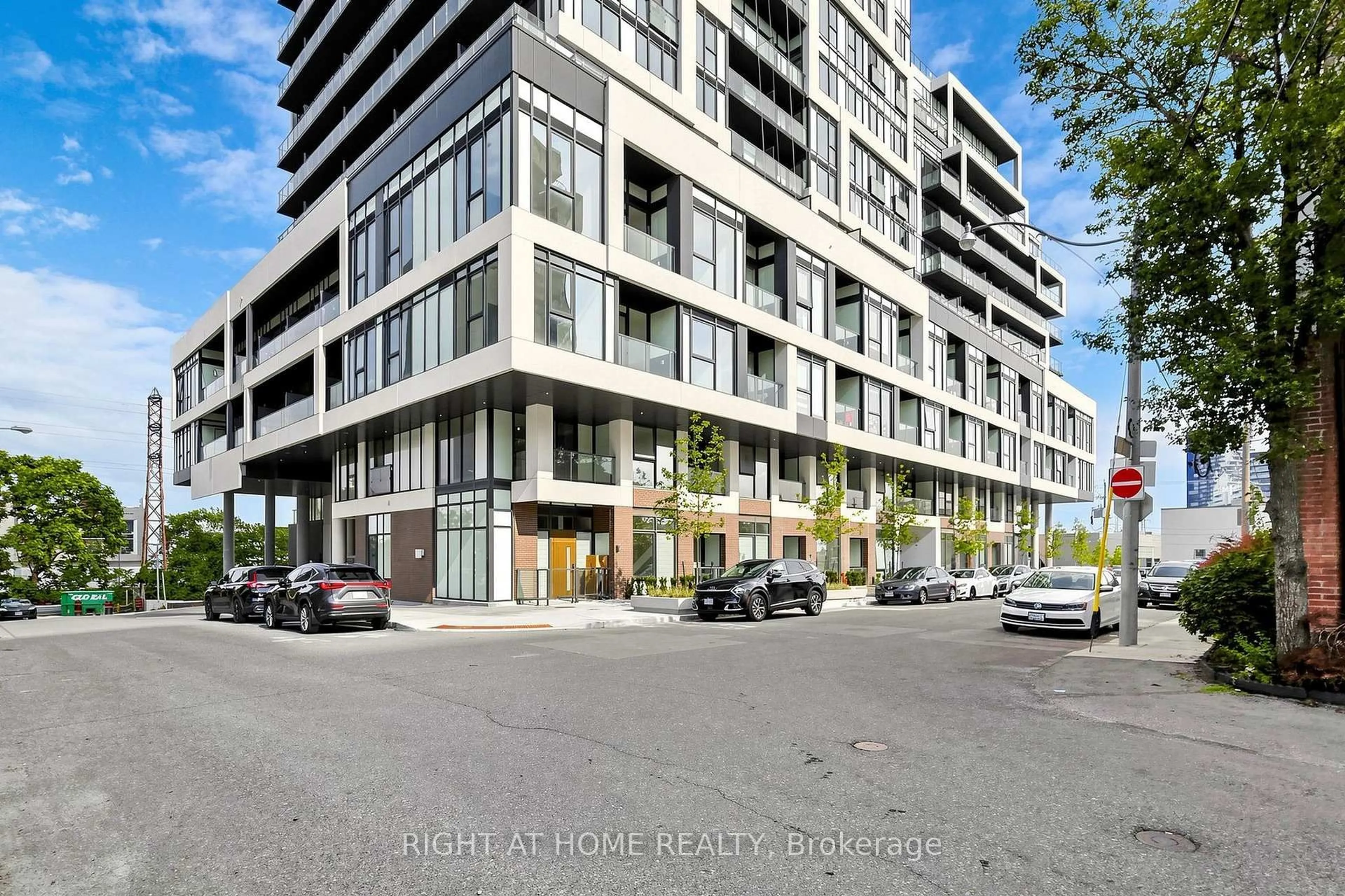 Unknown for 5 Defries St #2502, Toronto Ontario M5A 0W7