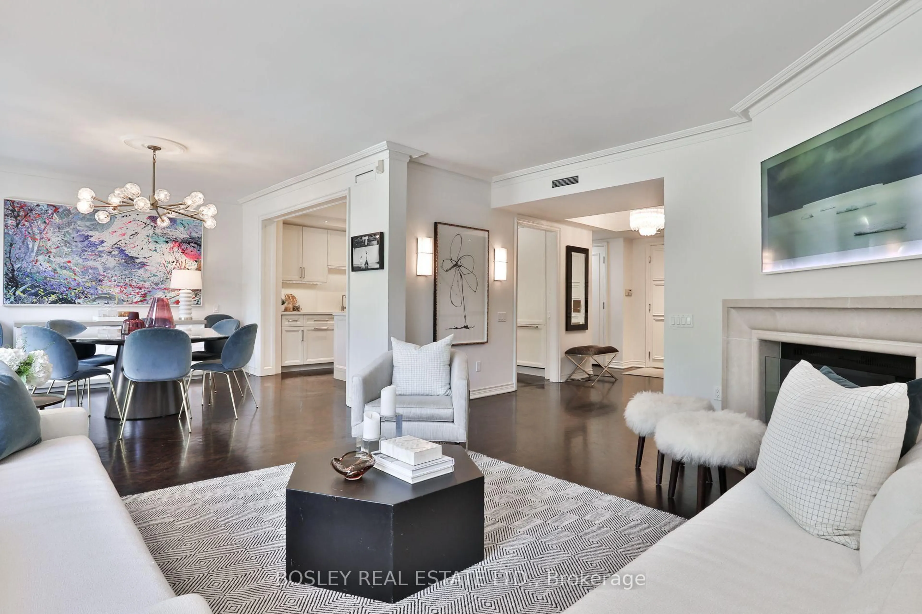 Living room with furniture, unknown for 4 Lowther Ave #101, Toronto Ontario M5R 1C6