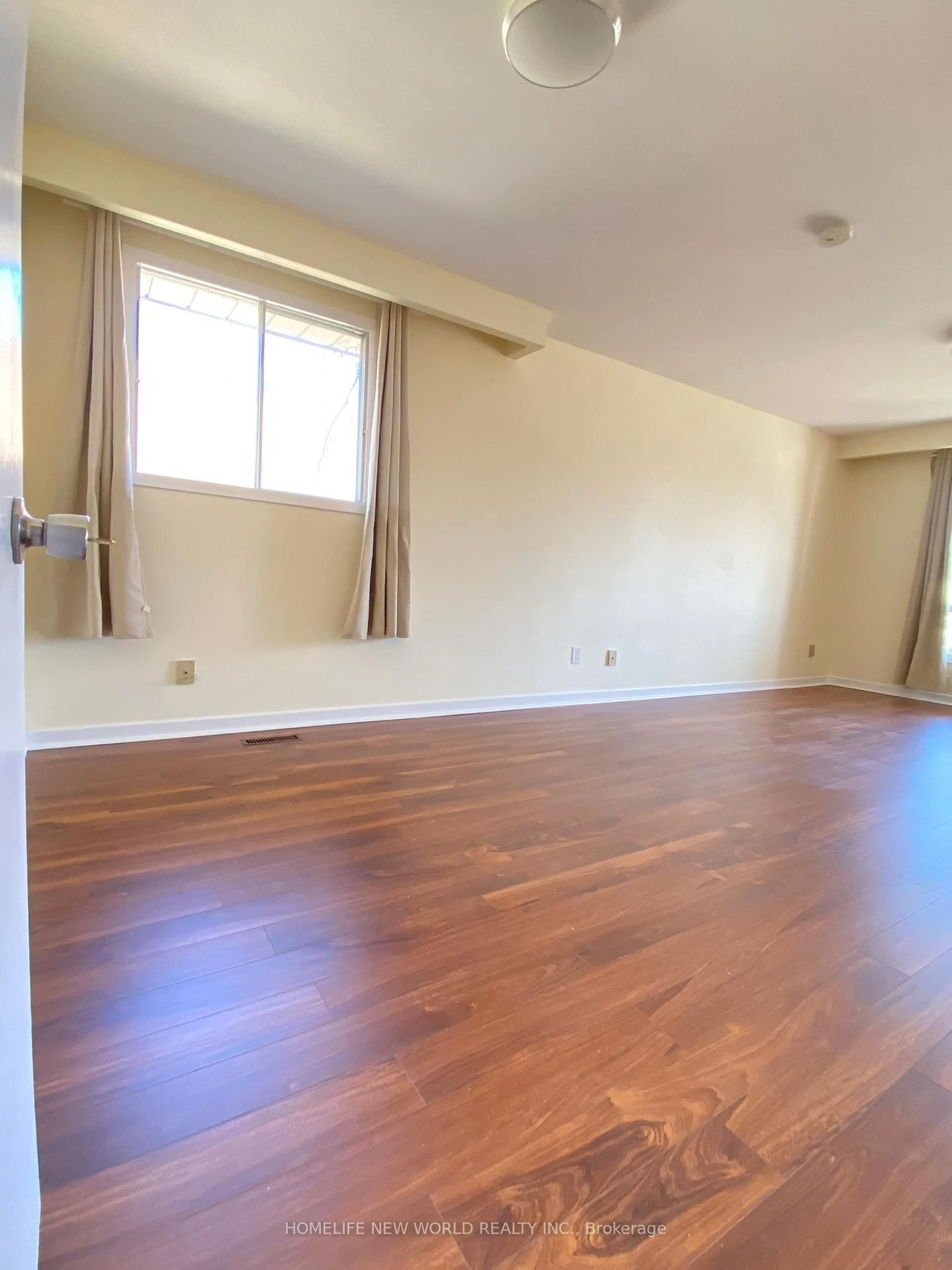 A pic of a room for 290 sheppard Ave, Toronto Ontario M2N 1N5