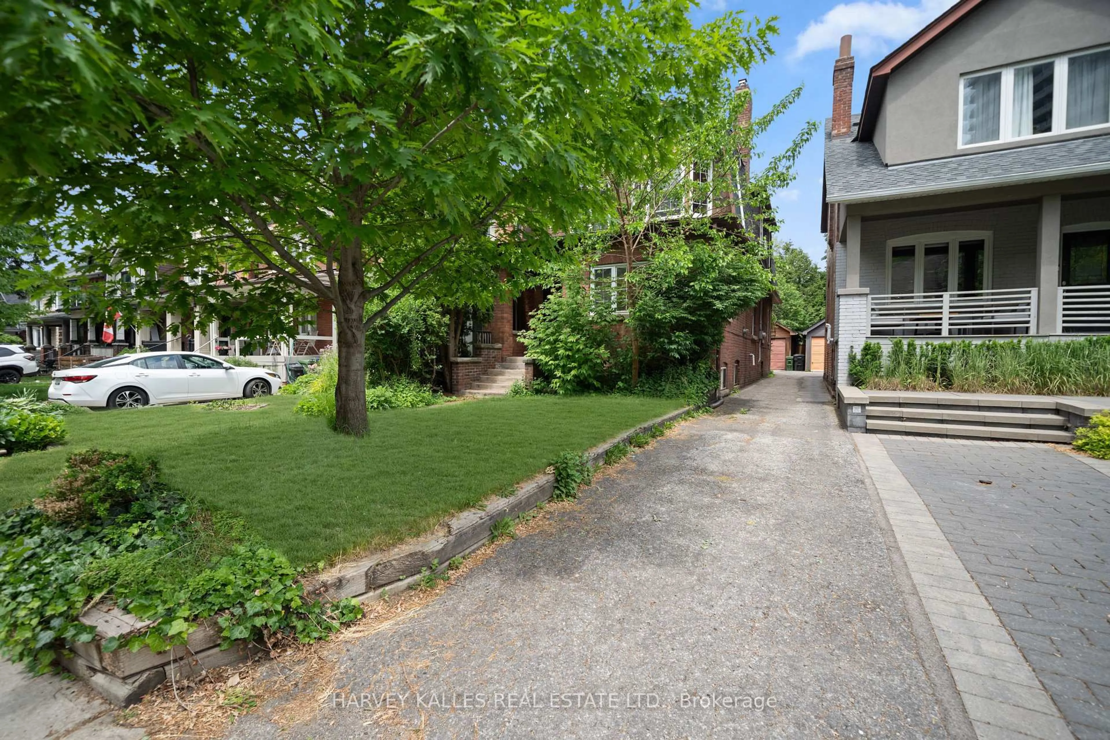 Unknown for 98 Roselawn Ave, Toronto Ontario M4R 1E6
