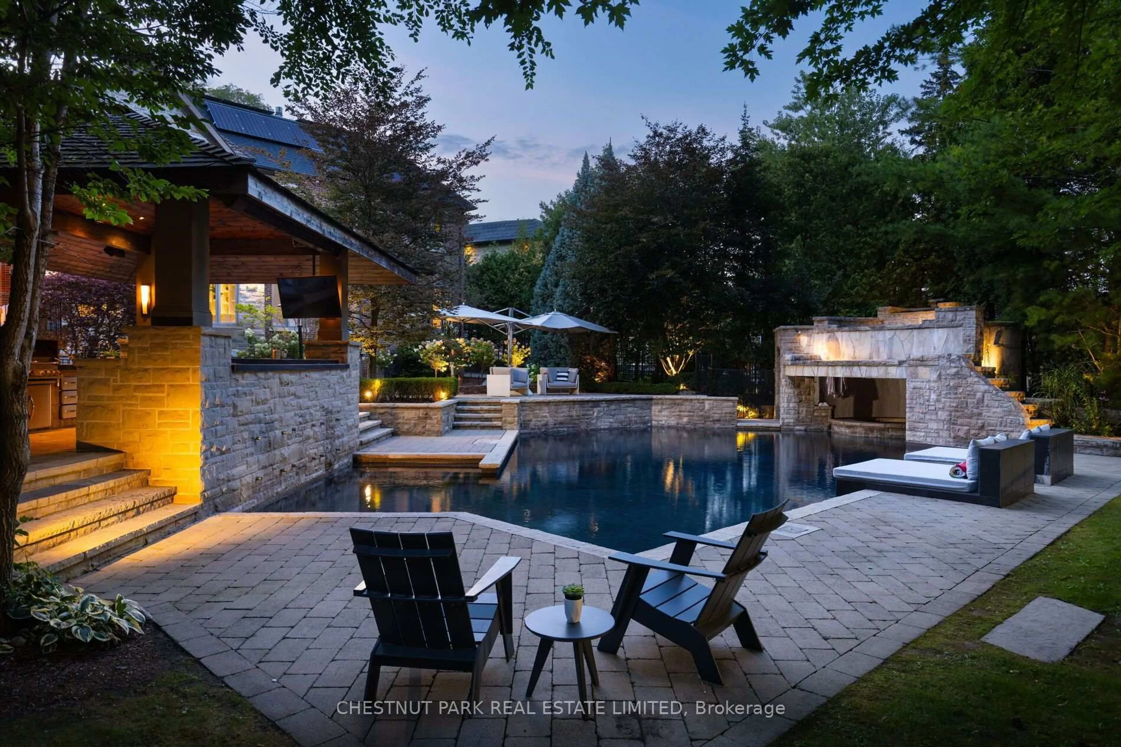Patio, water/lake/river/ocean view for 95 Bayview Rdge, Toronto Ontario M2L 1E3