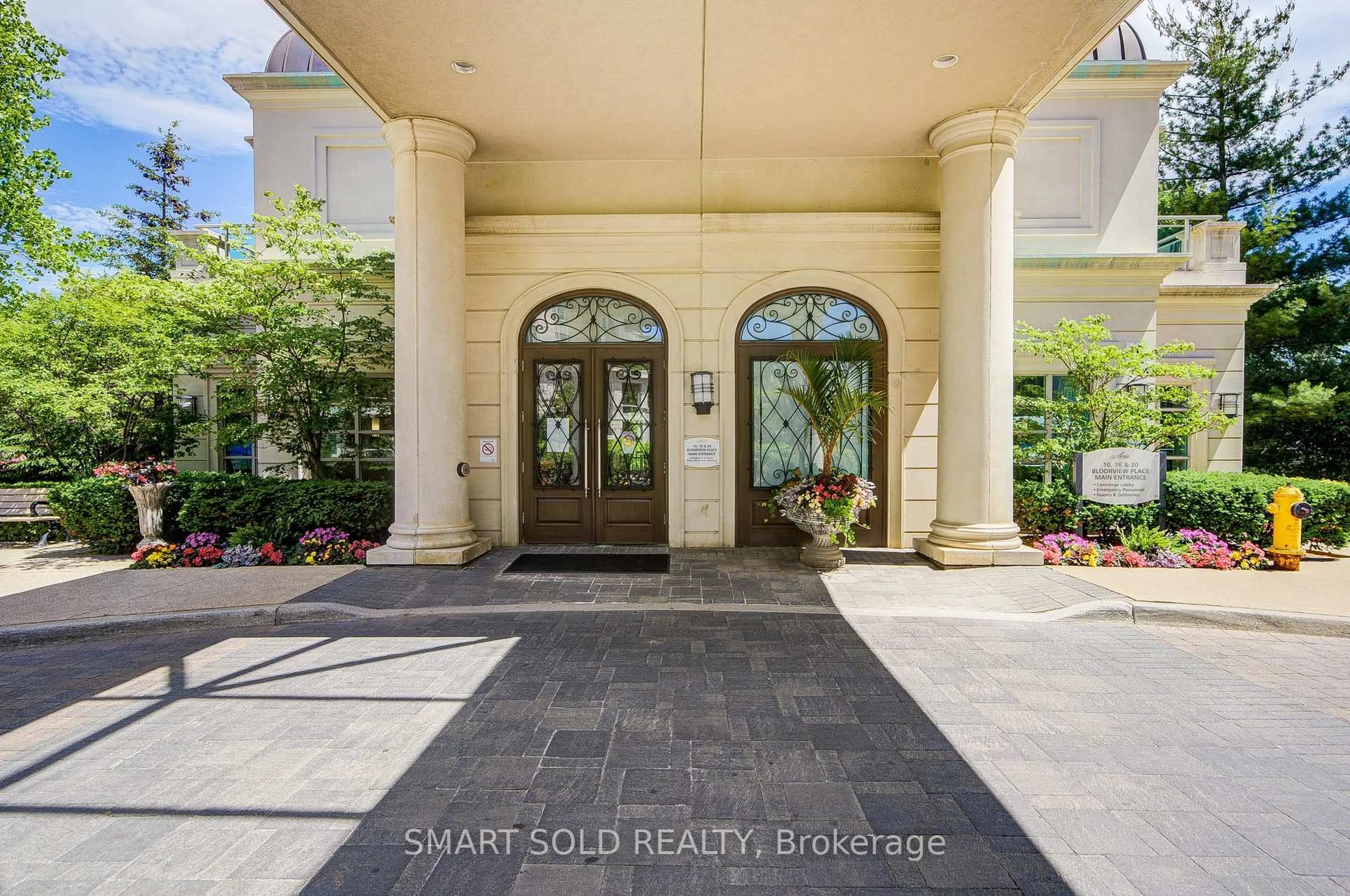 Indoor entryway for 10 Bloorview Pl #1514, Toronto Ontario M2J 0B1