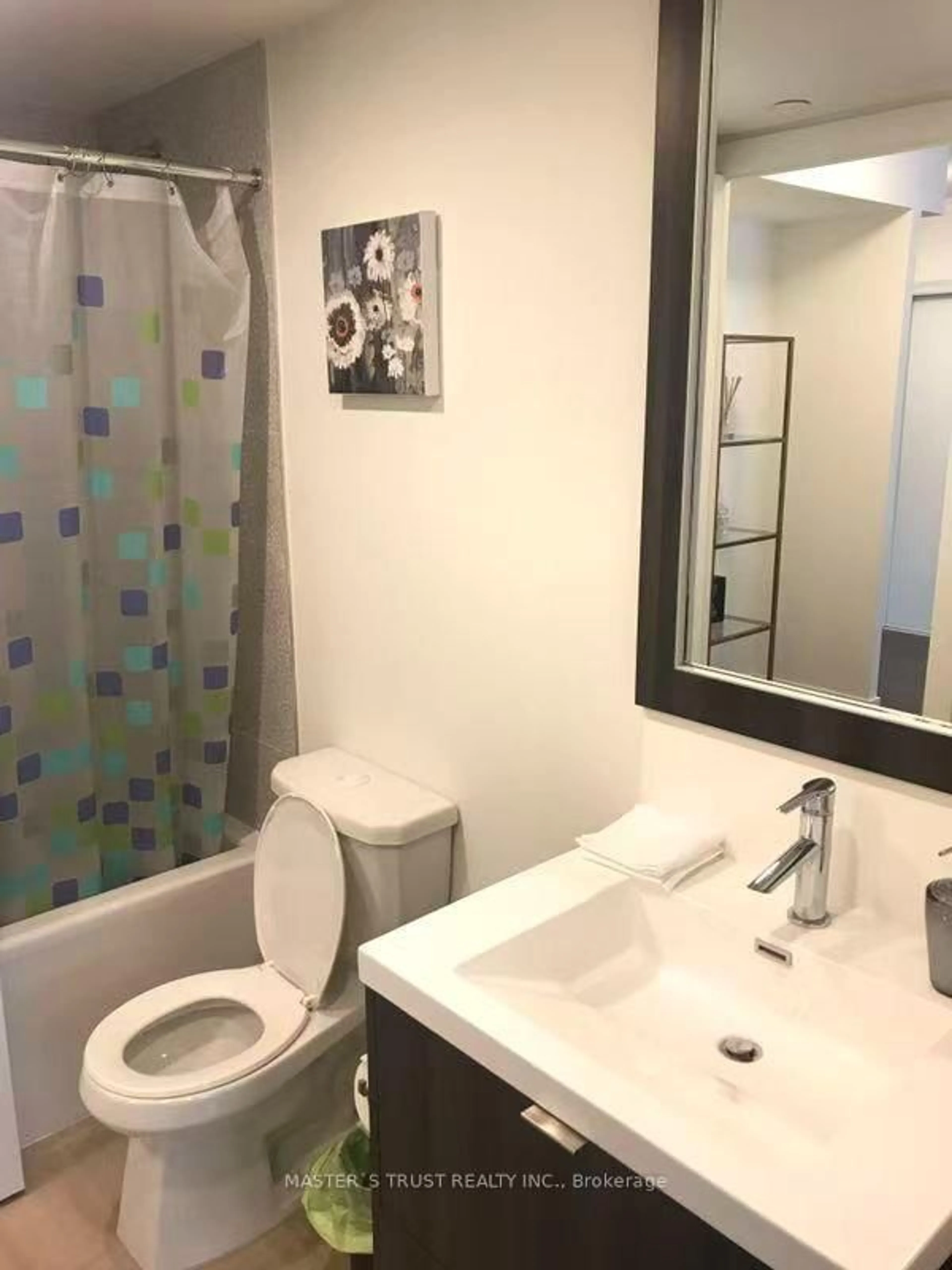 Standard bathroom, unknown for 38 Cameron St #401, Toronto Ontario M2N 1H1