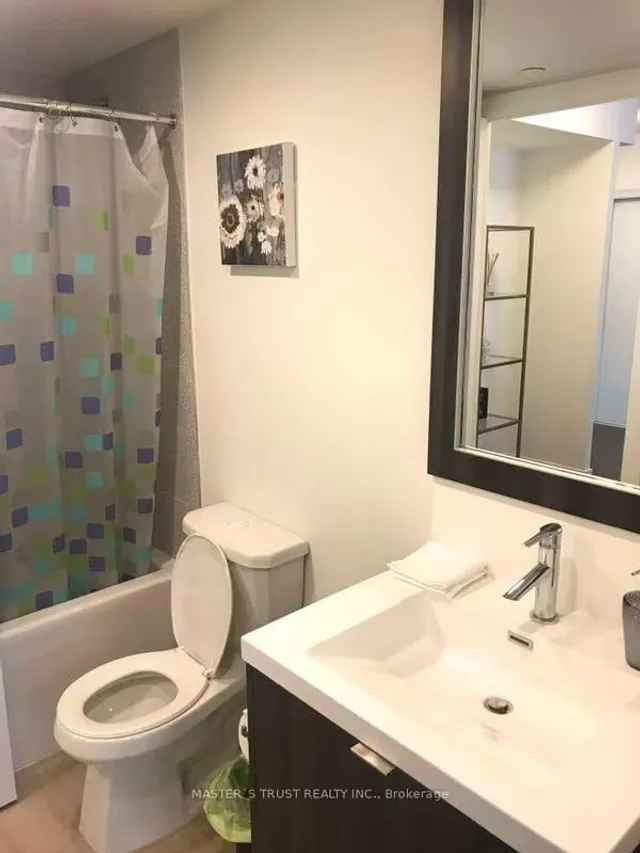 38 Cameron St #401, Toronto 5