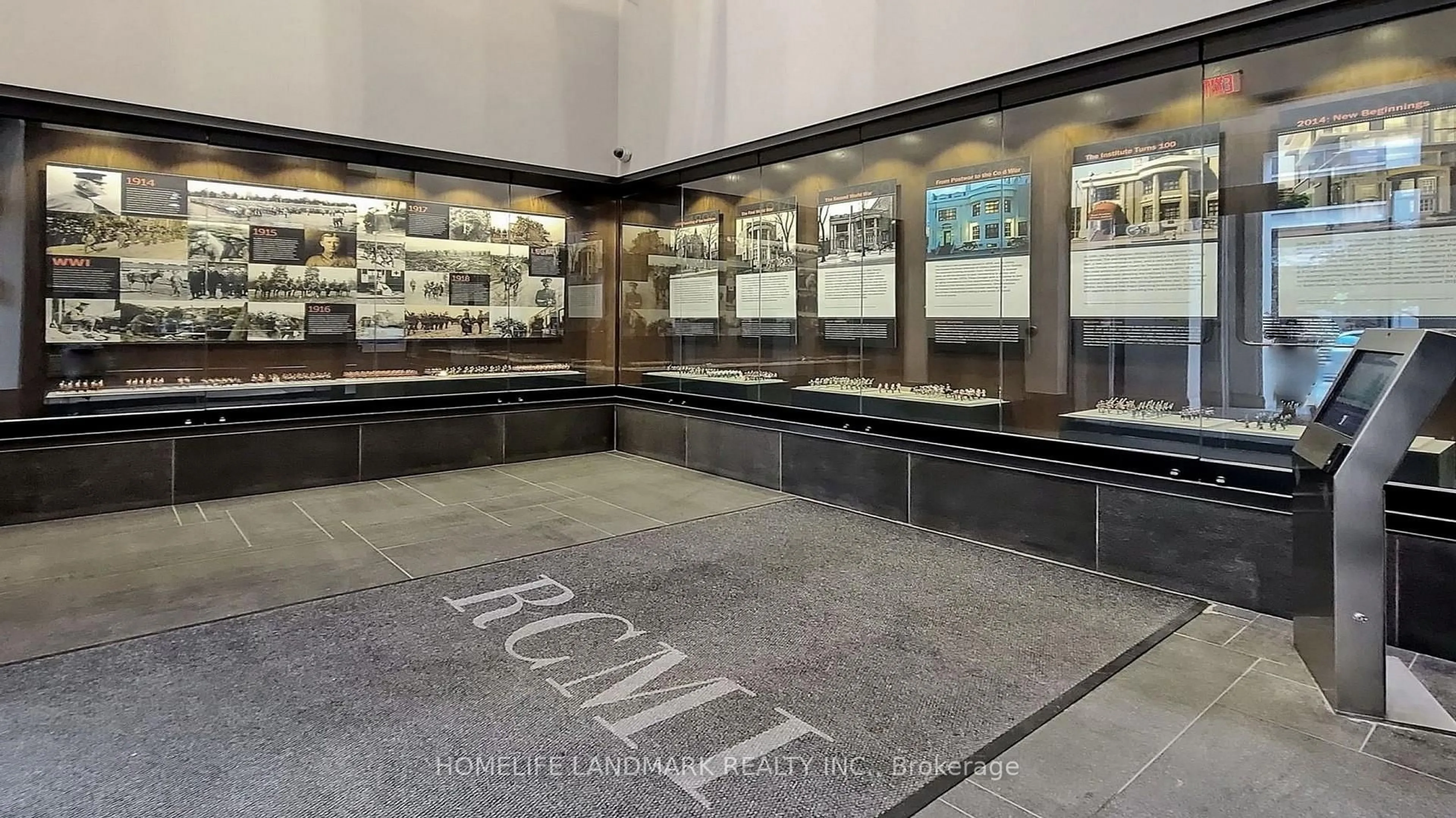 Lobby for 426 University Ave #803, Toronto Ontario M5G 1S9