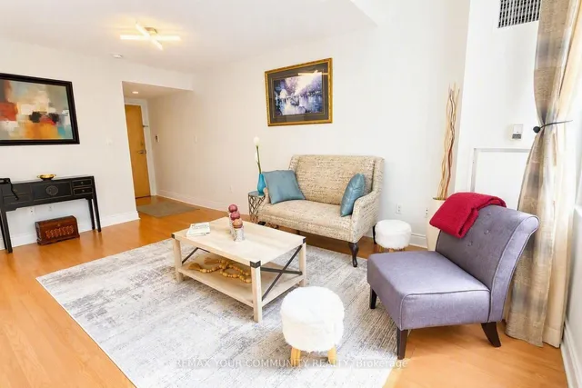 80 Cumberland St #501, Toronto 4