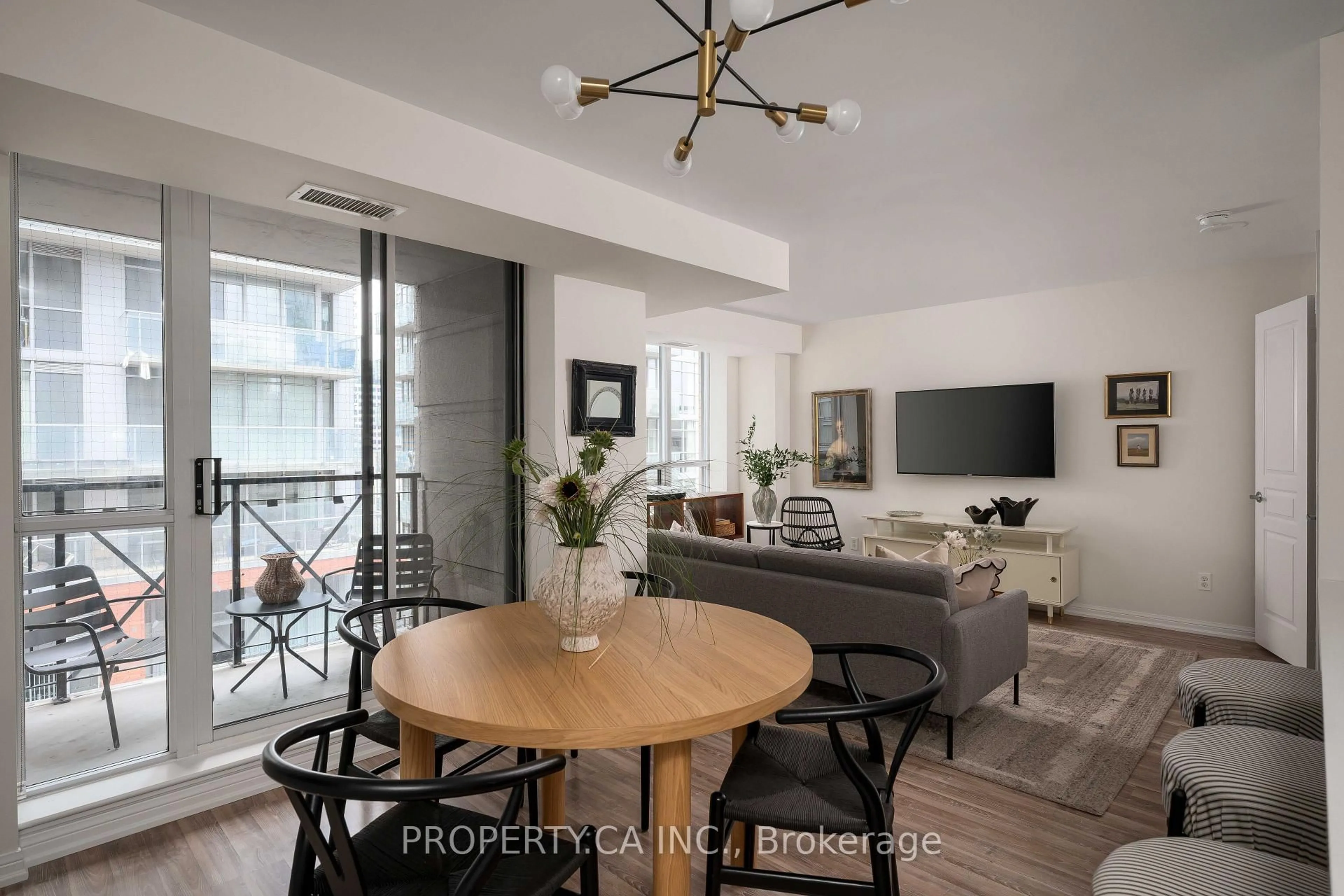 Living room with furniture, unknown for 140 Simcoe St ##919, Toronto Ontario M5H 4E9