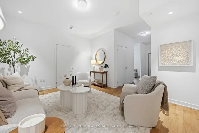 20 O'Neill Rd #TH107, Toronto 3