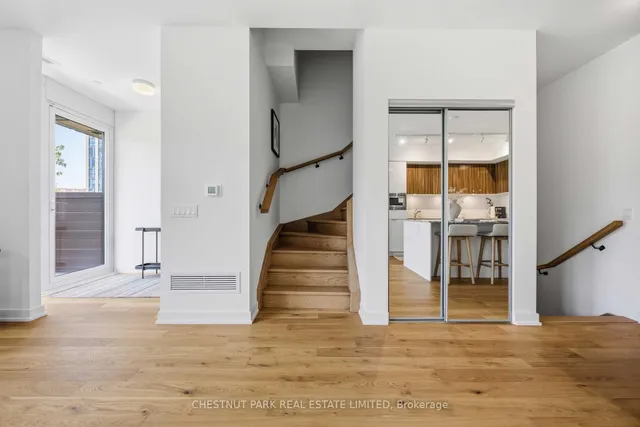 20 O'Neill Rd #TH107, Toronto 5