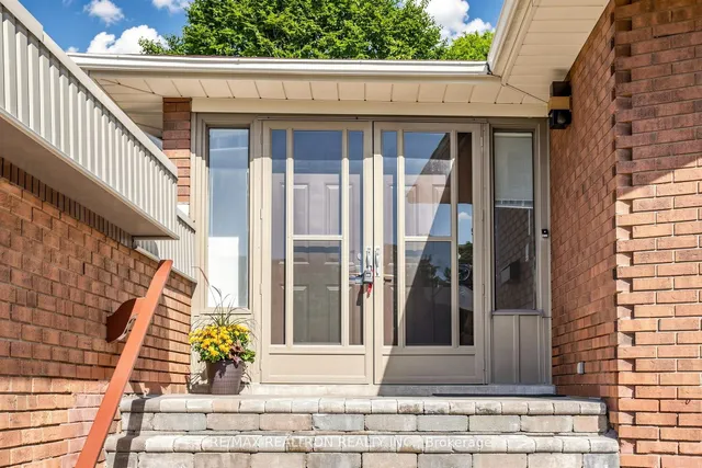123 Francine Dr, Toronto 3