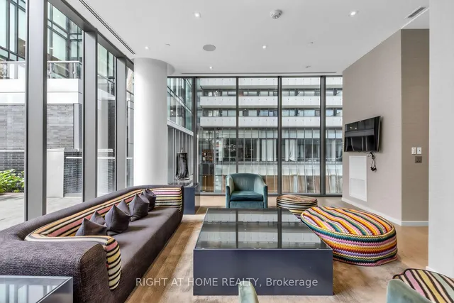 42 Charles St #3408, Toronto 4