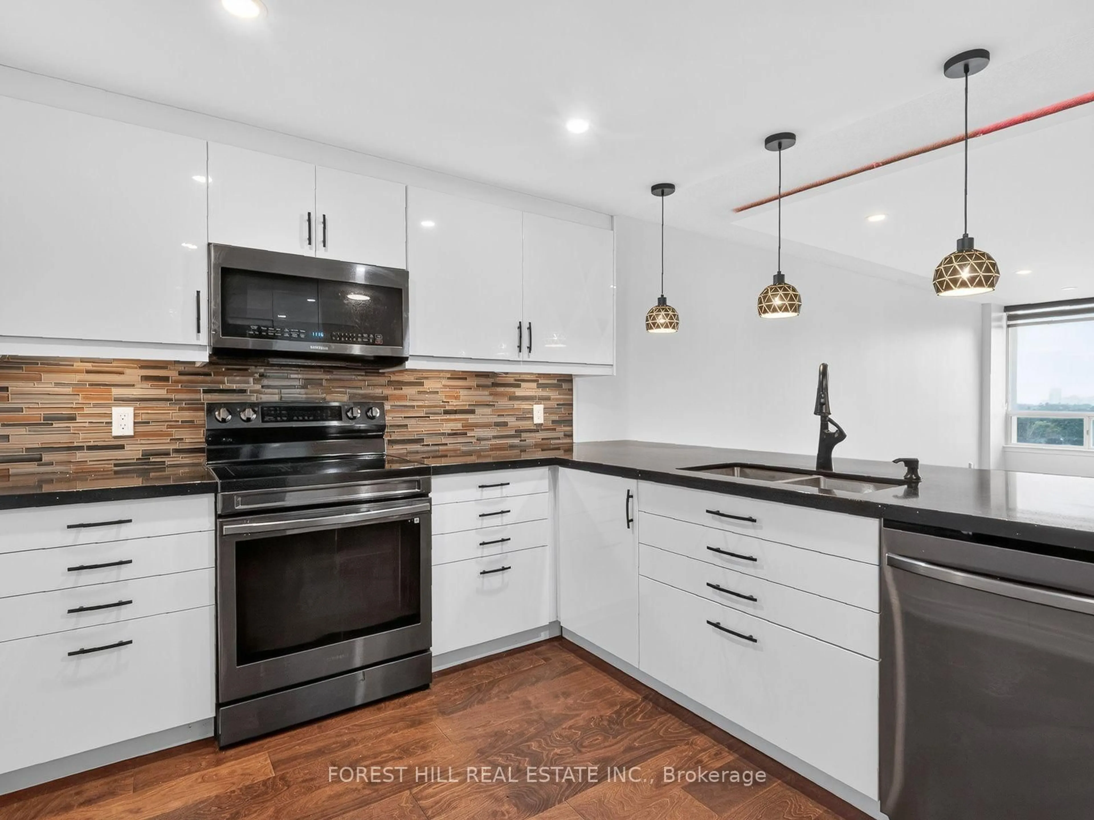 Open concept kitchen, unknown for 1101 Steeles Ave #907, Toronto Ontario M2R 3W5