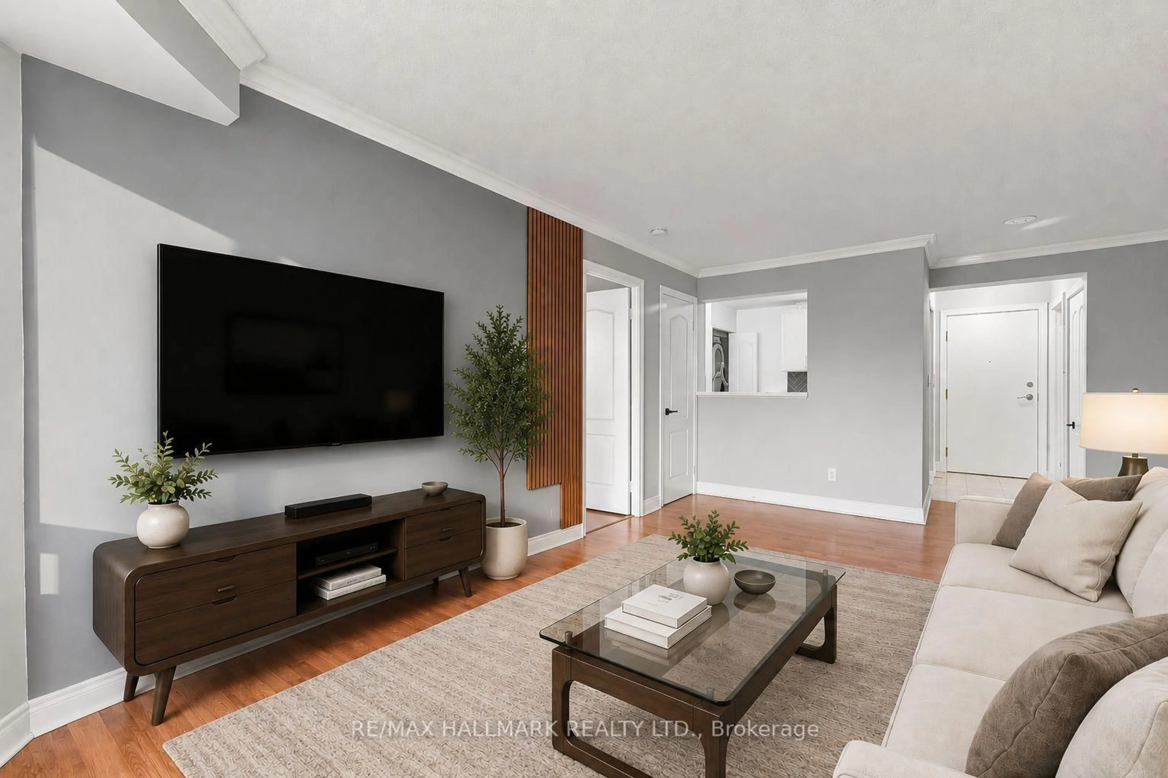 Living room with furniture, unknown for 5418 Yonge St #617, Toronto Ontario M2N 6X4