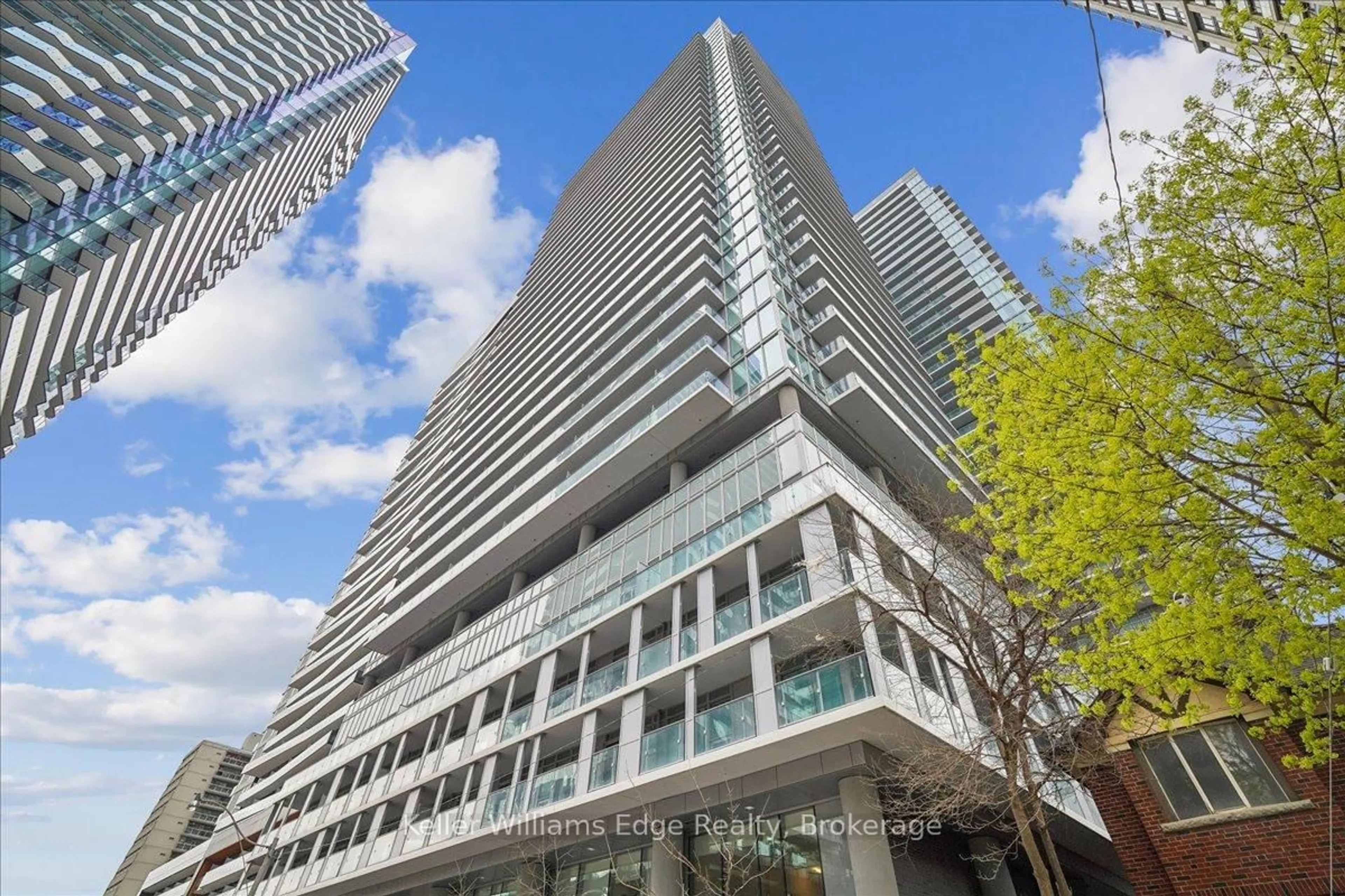 Unknown for 99 Broadway Ave #208 NT, Toronto Ontario M4P 1V2