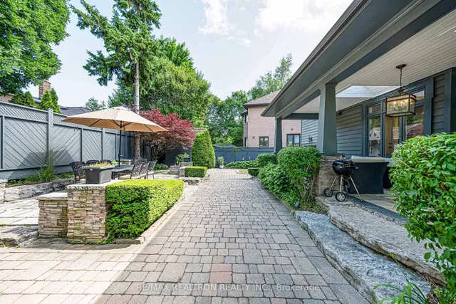 37 Stuart Cres, Toronto 3