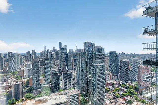 45 Charles St #5102, Toronto 3