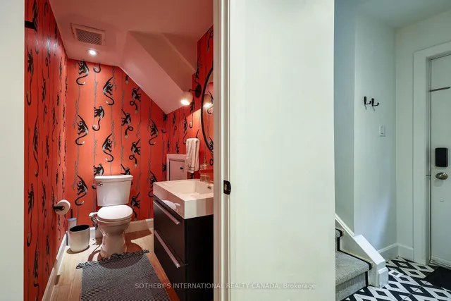 1 Baxter St #21, Toronto 5