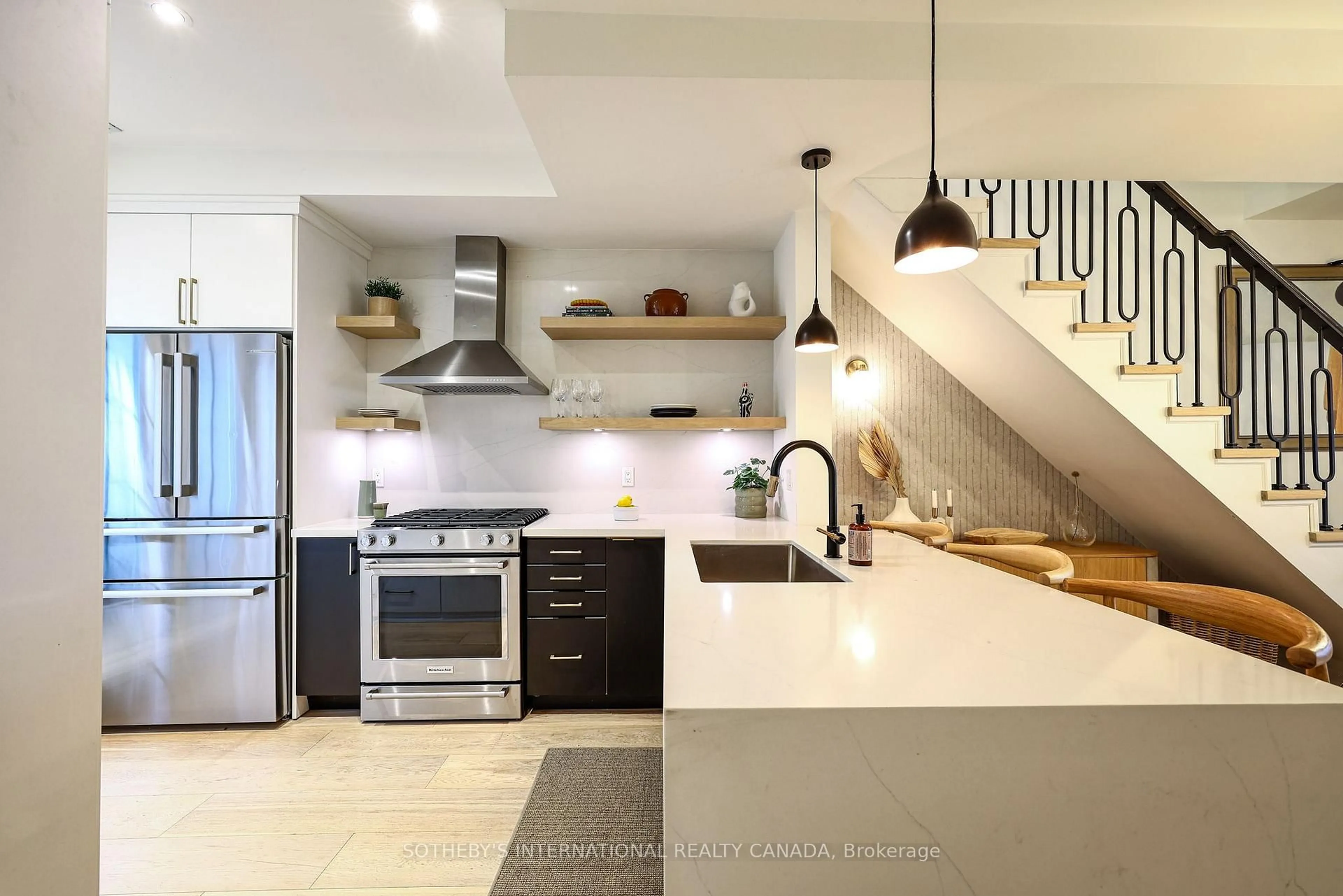 Contemporary kitchen, ceramic/tile floor for 1 Baxter St #21, Toronto Ontario M4W 3W1