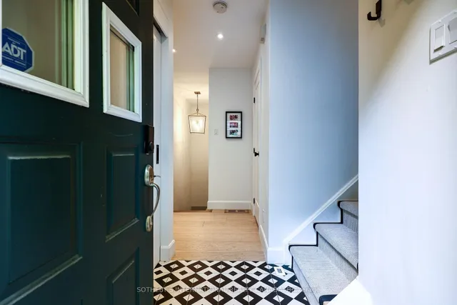 1 Baxter St #21, Toronto 2