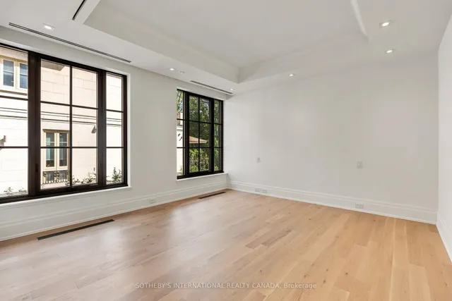 77 Clarendon Ave #202, Toronto 4