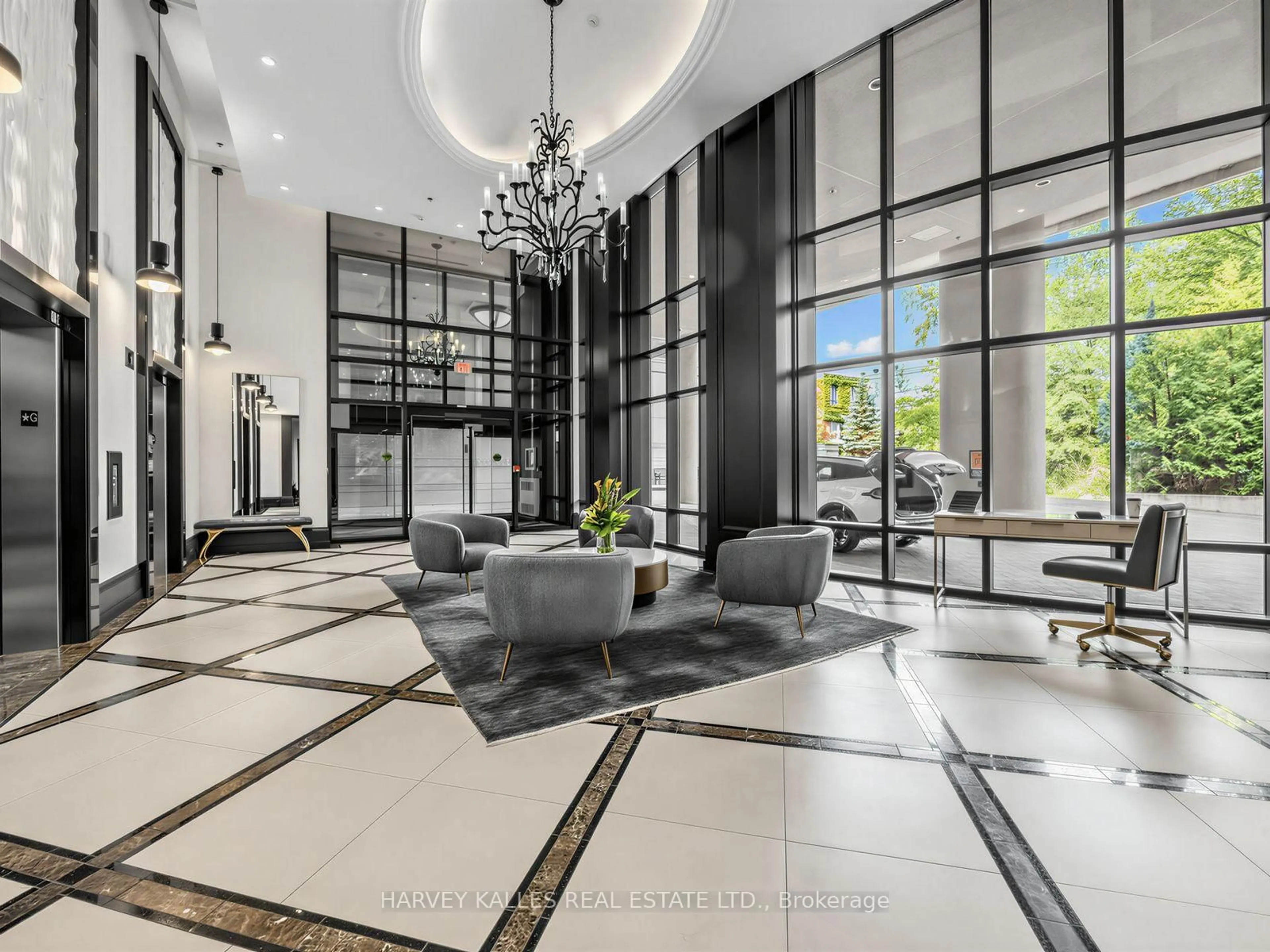 Indoor foyer for 1717 Avenue Rd #420, Toronto Ontario M5M 0A2
