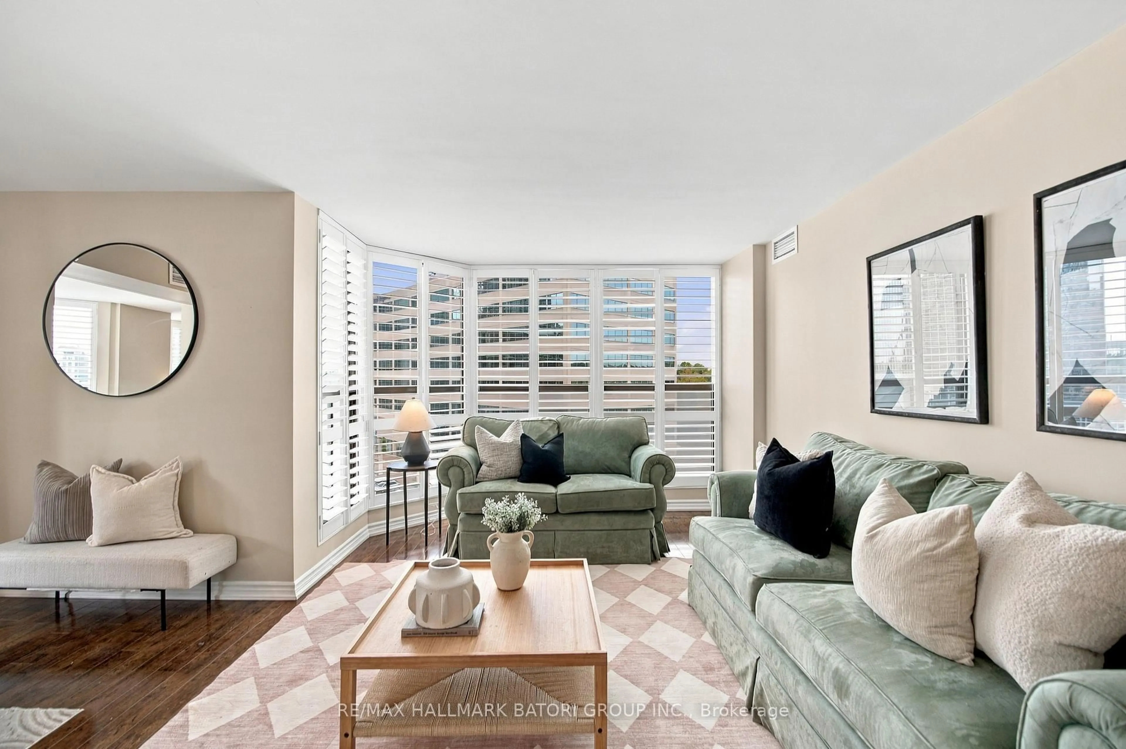 Living room with furniture, unknown for 33 Elmhurst Ave #702, Toronto Ontario M2N 6G8