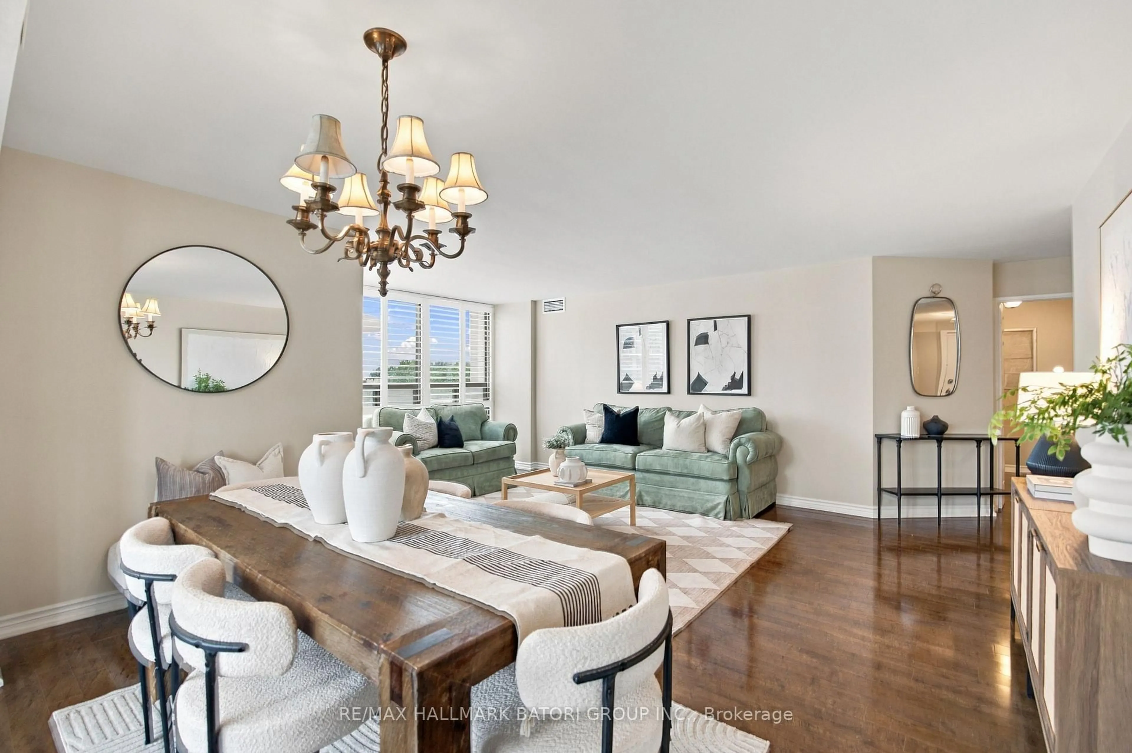 Dining room, unknown for 33 Elmhurst Ave #702, Toronto Ontario M2N 6G8