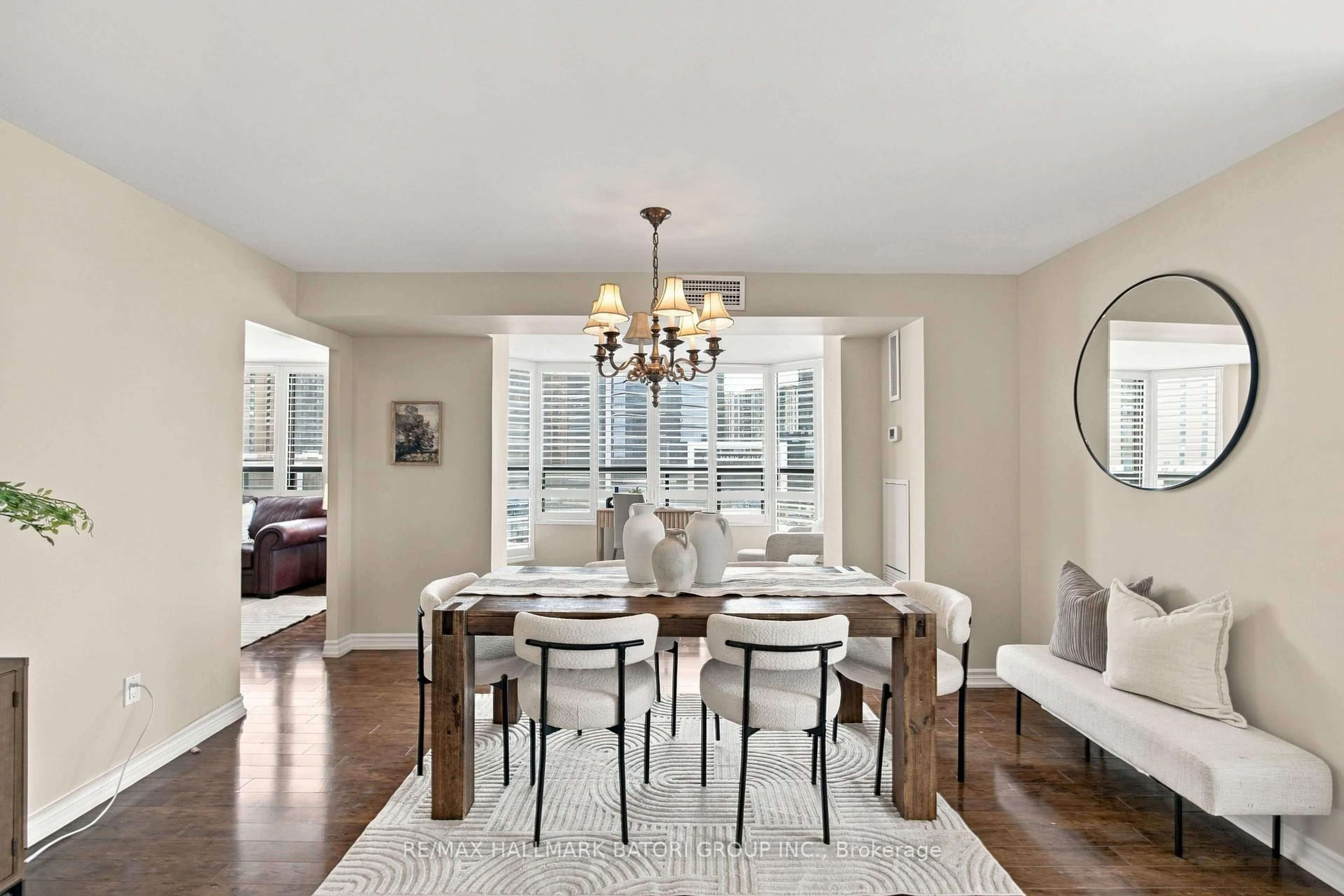 Dining room, unknown for 33 Elmhurst Ave #702, Toronto Ontario M2N 6G8
