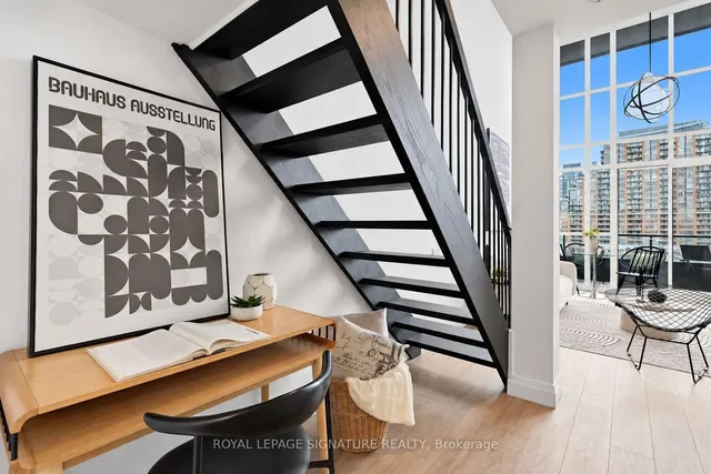 5 Hanna Ave #532, Toronto 5